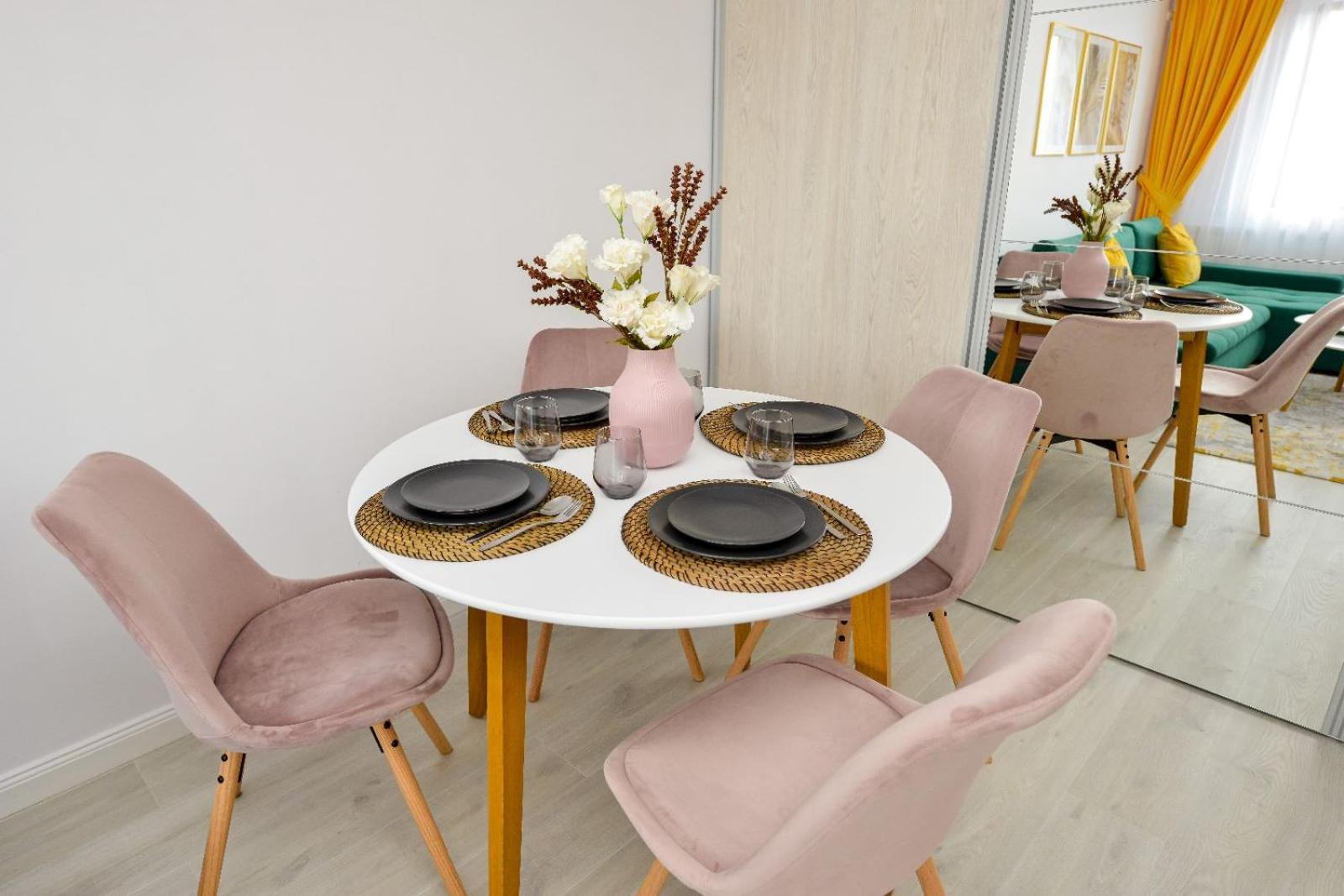One-Bedroom Apartment - Photo 49