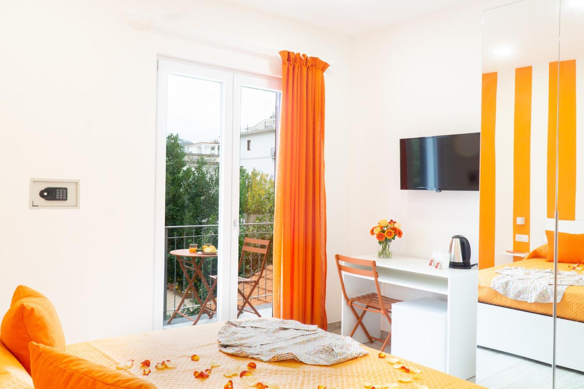 Double Room with Pool View