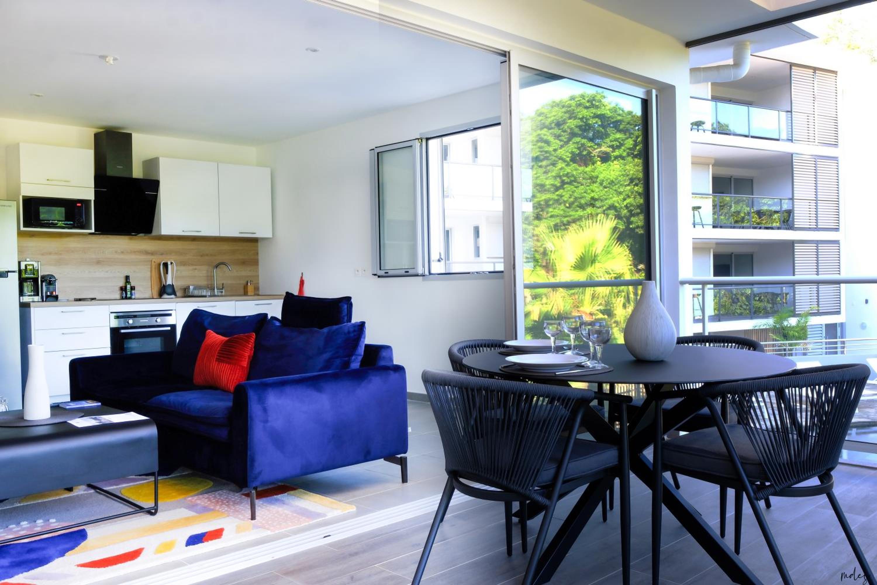 Superior Apartment photo 3