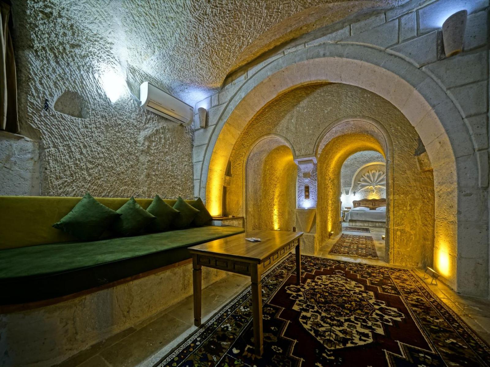 Luxury Cave Suite  - Photo 4