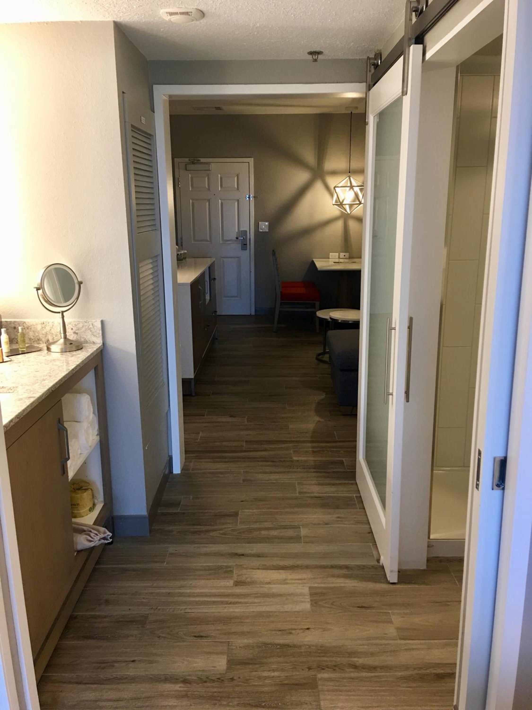 Queen Room with Two Queen Beds and Ocean View - Mobility Accessible/Non-Smoking photo 3