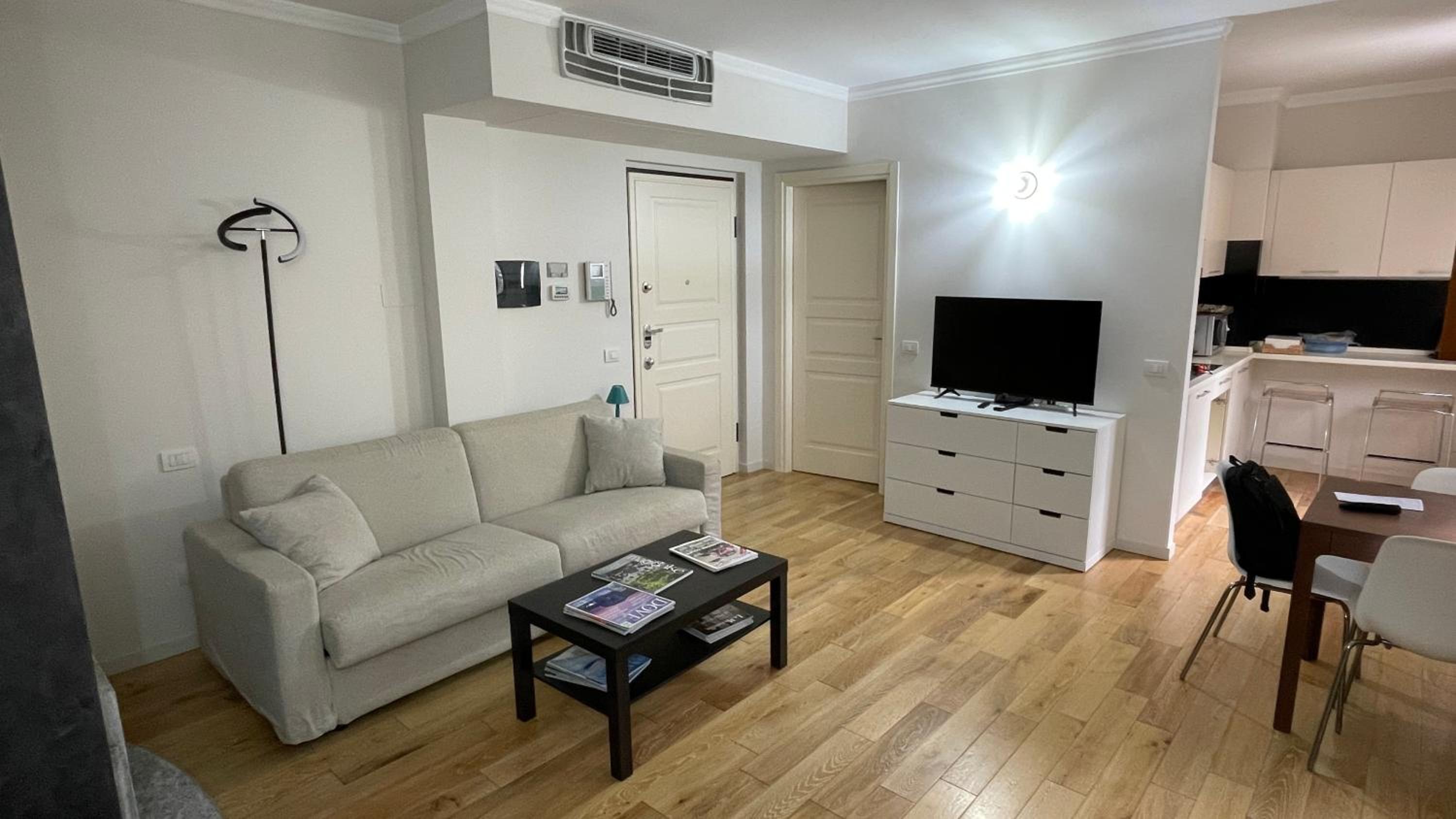 Studio Apartment