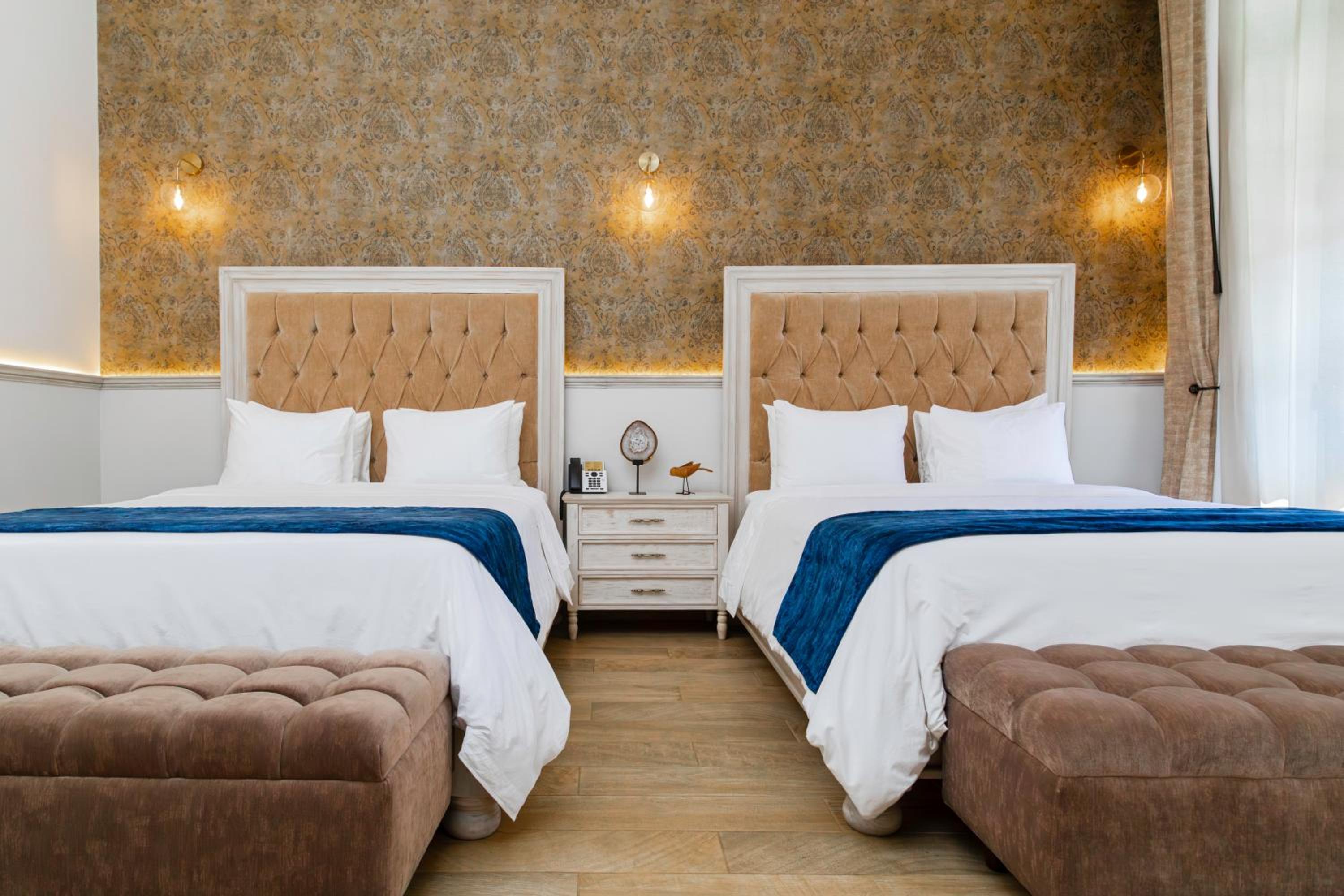 Queen Room with Two Queen Beds, Balcony and Cathedral View - Photo 15
