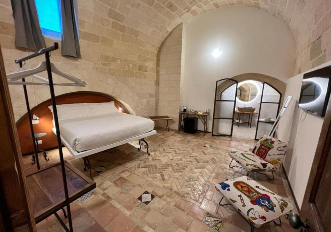 Deluxe Room - Photo 1