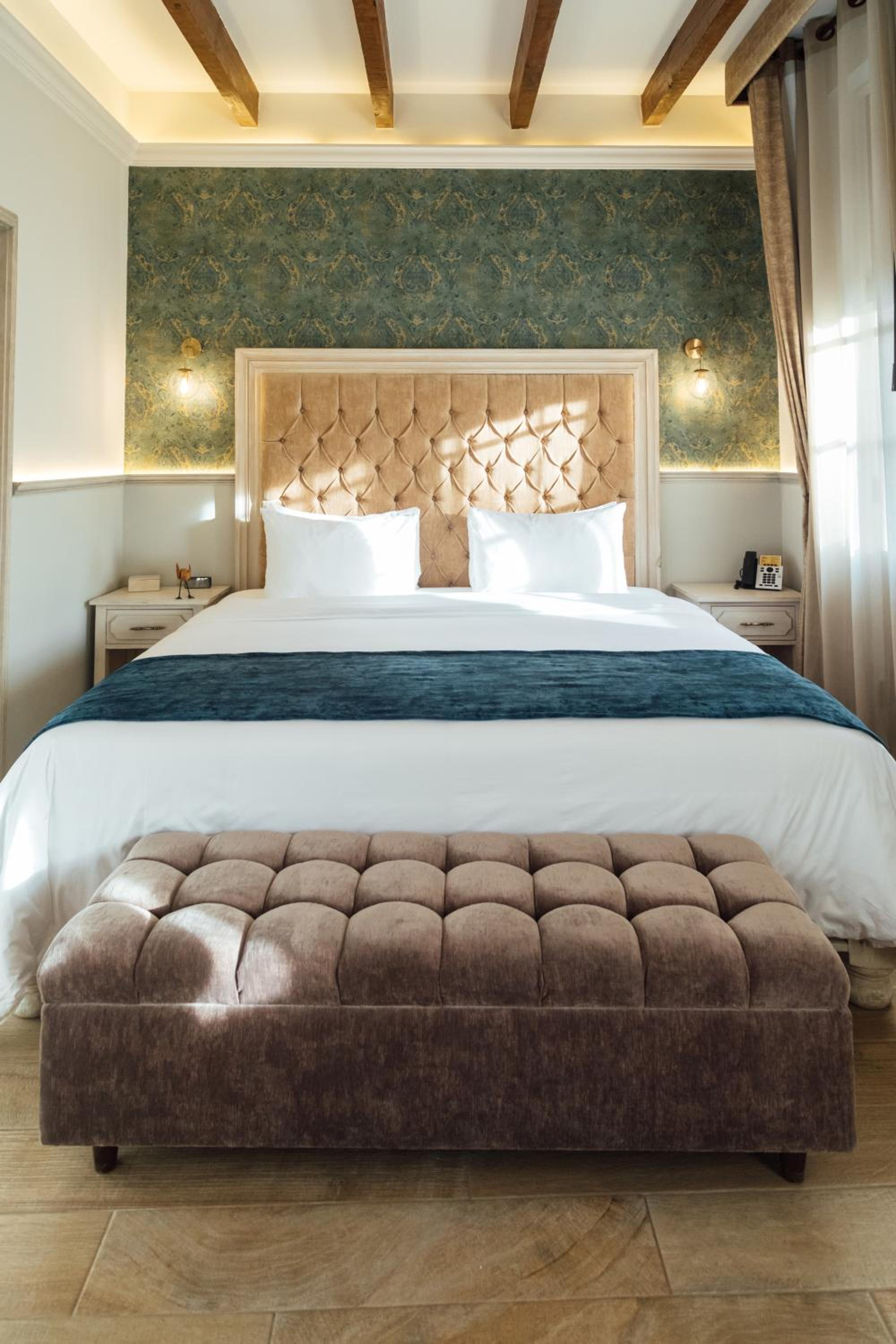 King Suite - Photo 9