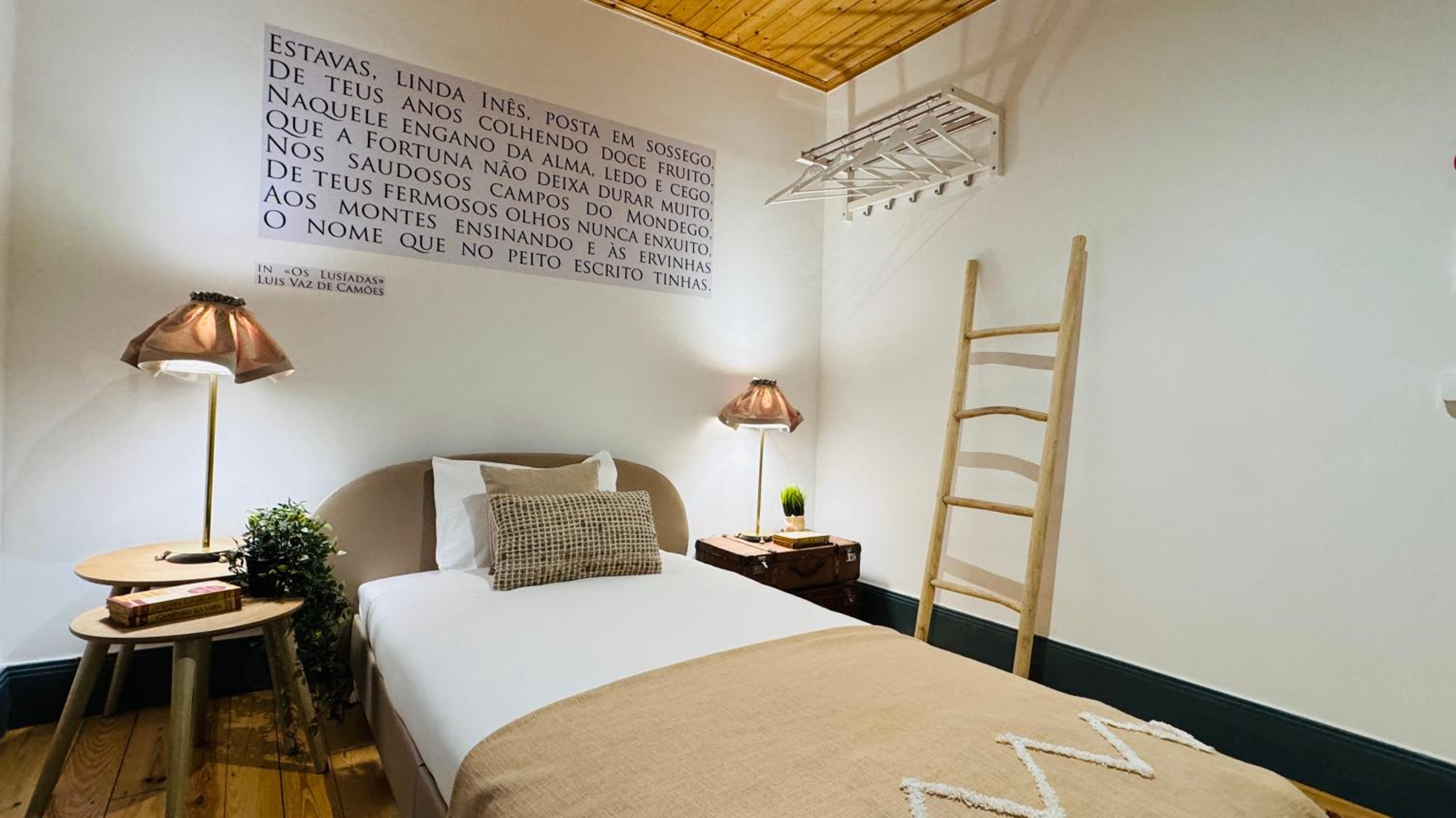 Single Room with Private Bathroom photo 2