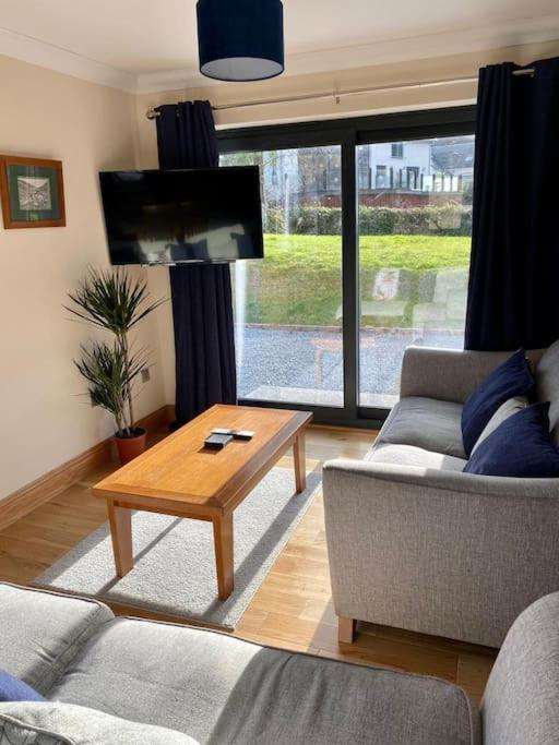 Two-Bedroom House photo 3
