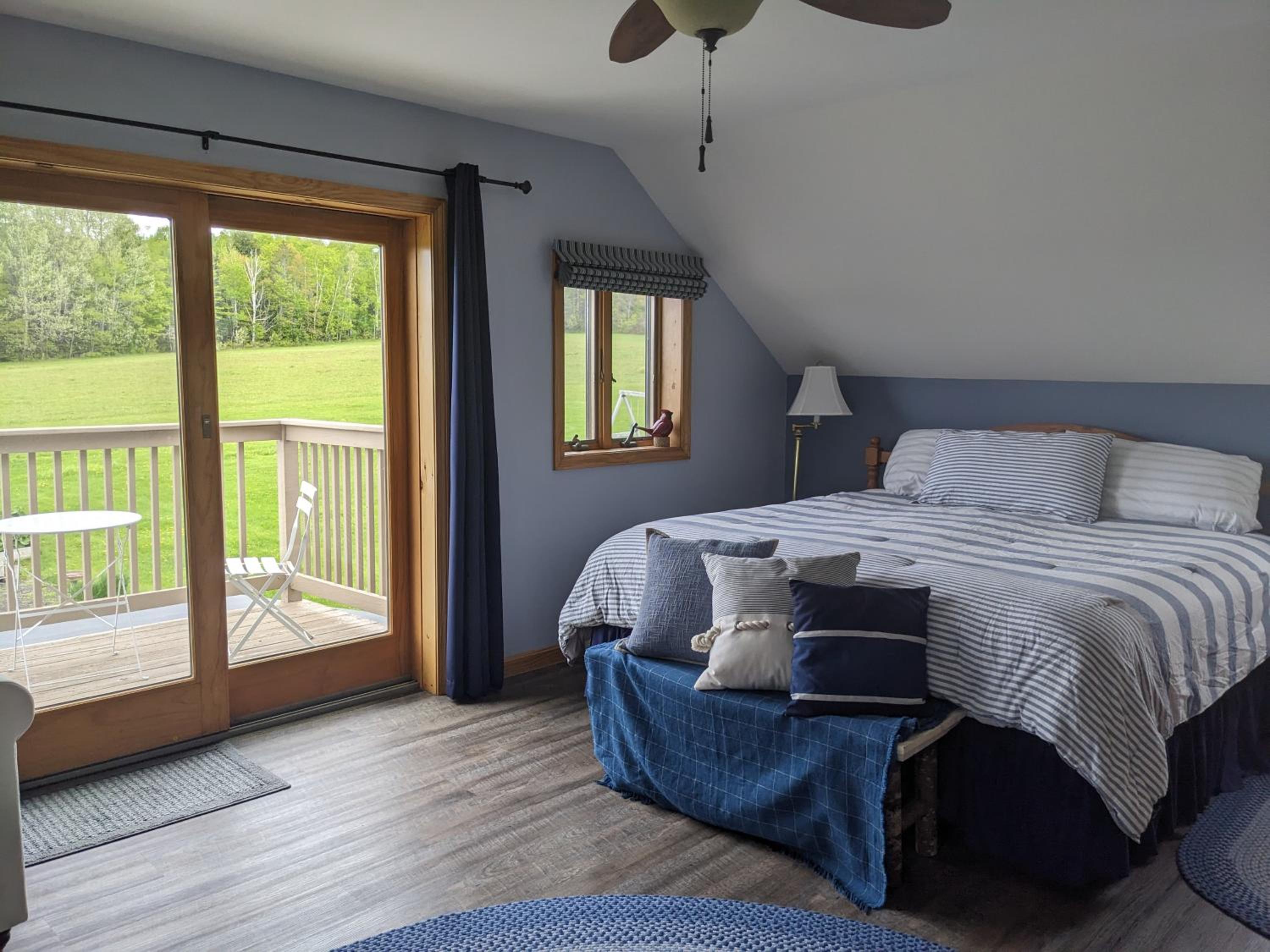 King Room with Lake View photo 1