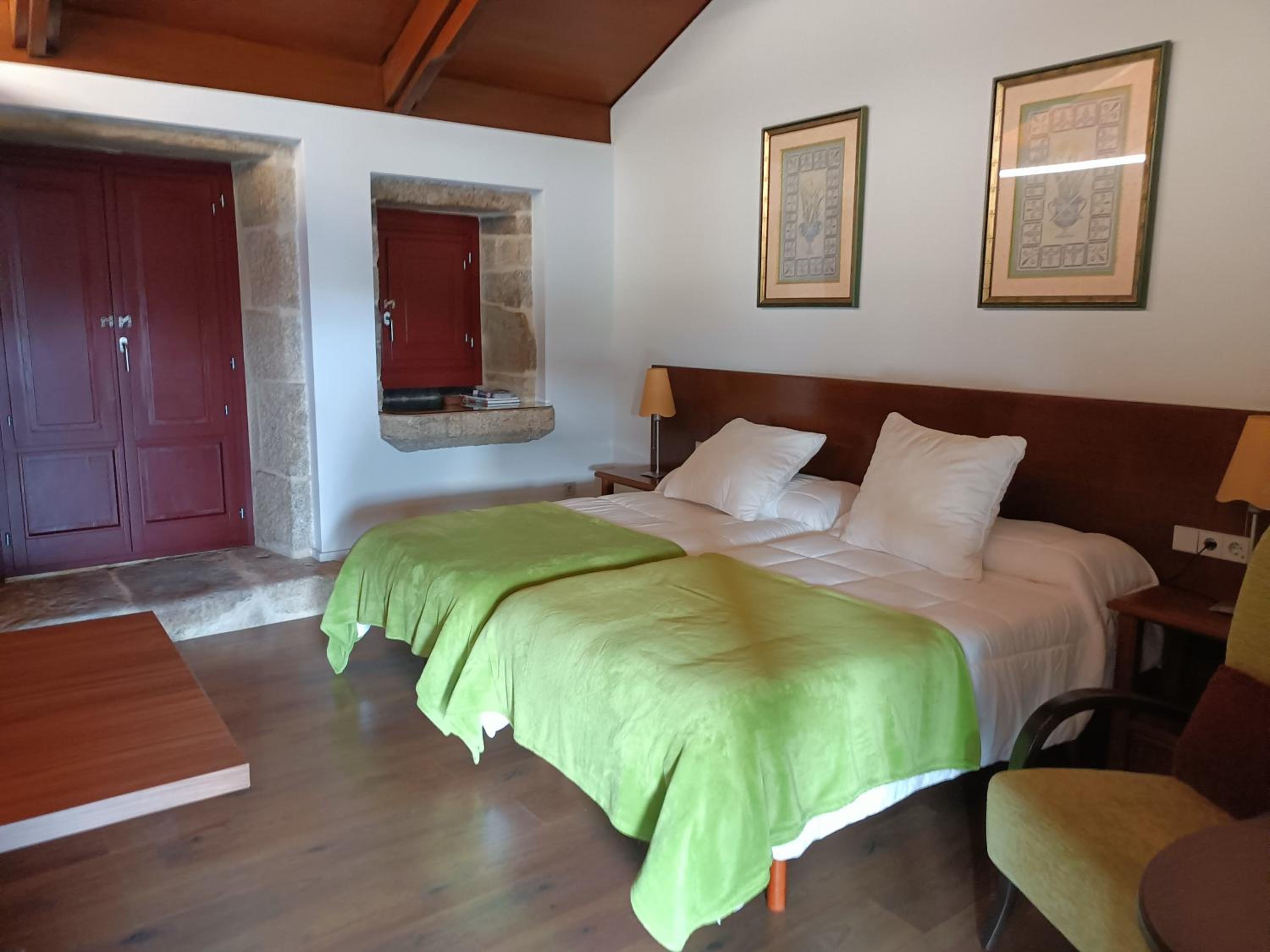 Double Room - Photo 7