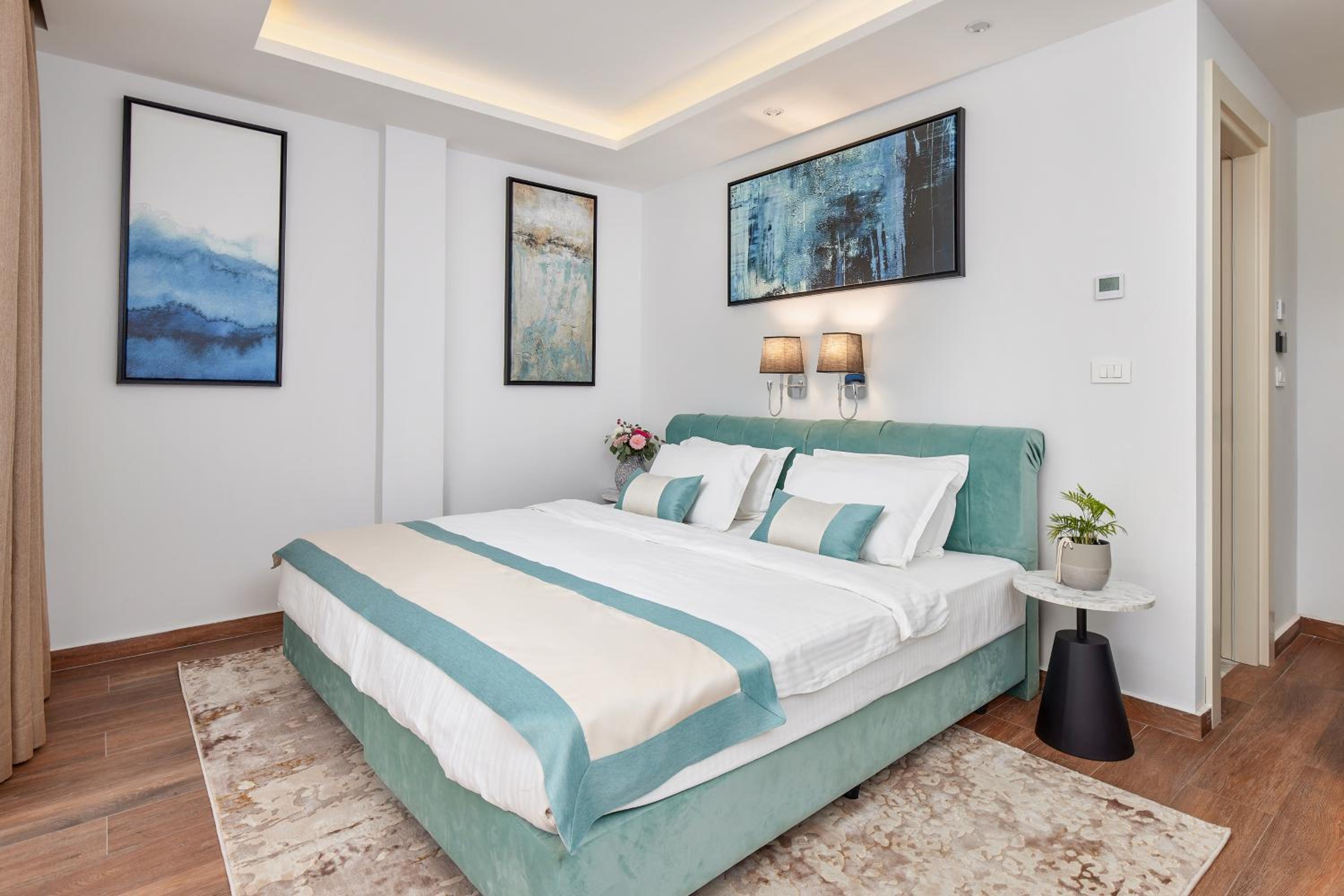Deluxe Double or Twin Room with Sea View - Photo 2