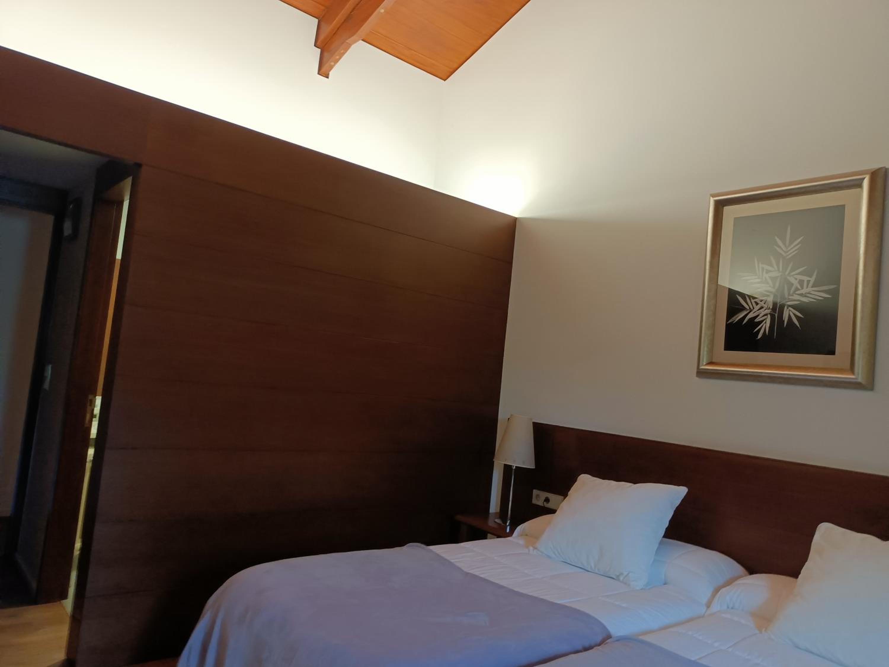 Double Room - Photo 17