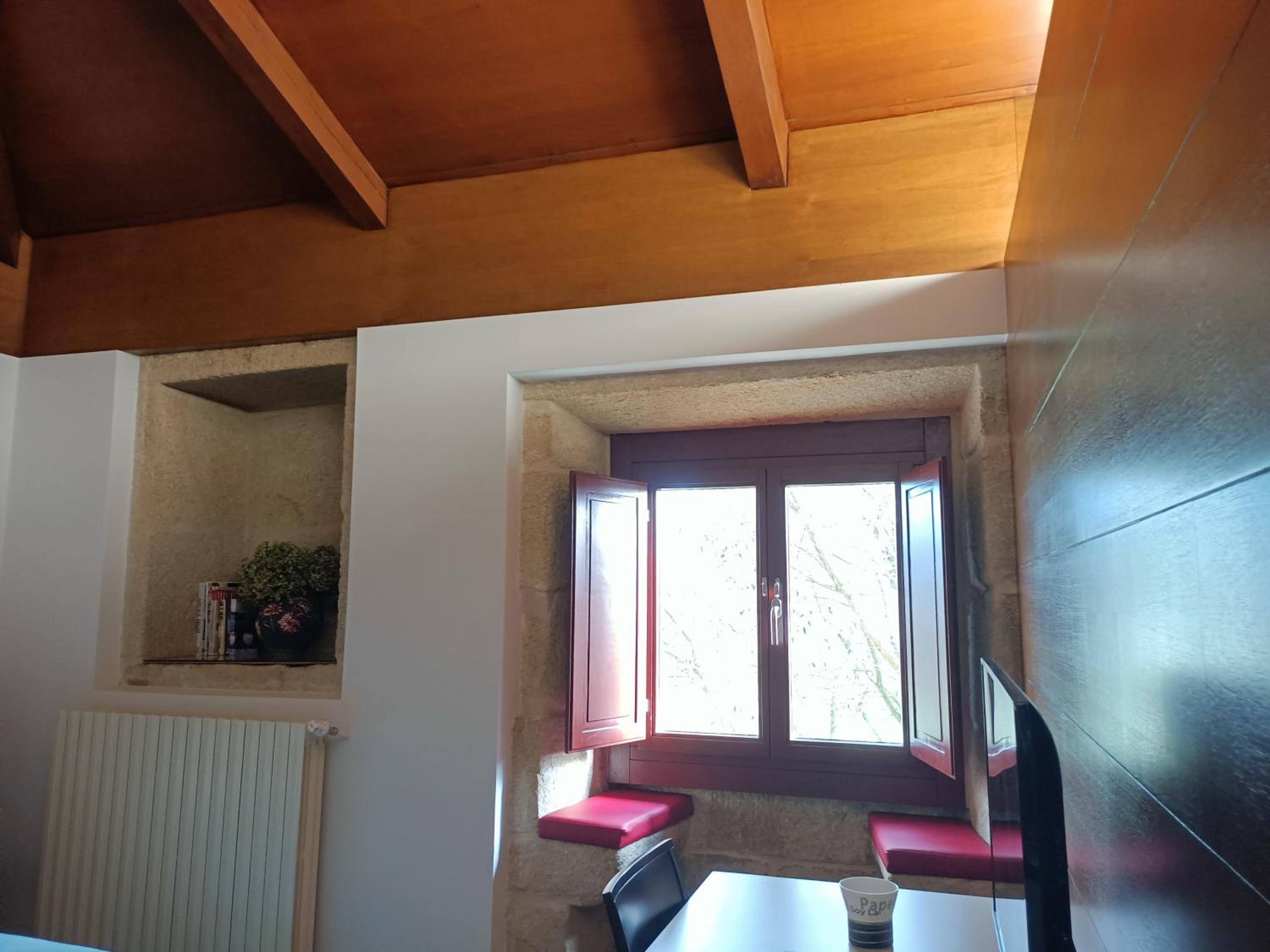 Double Room with Private Bathroom - Photo 15