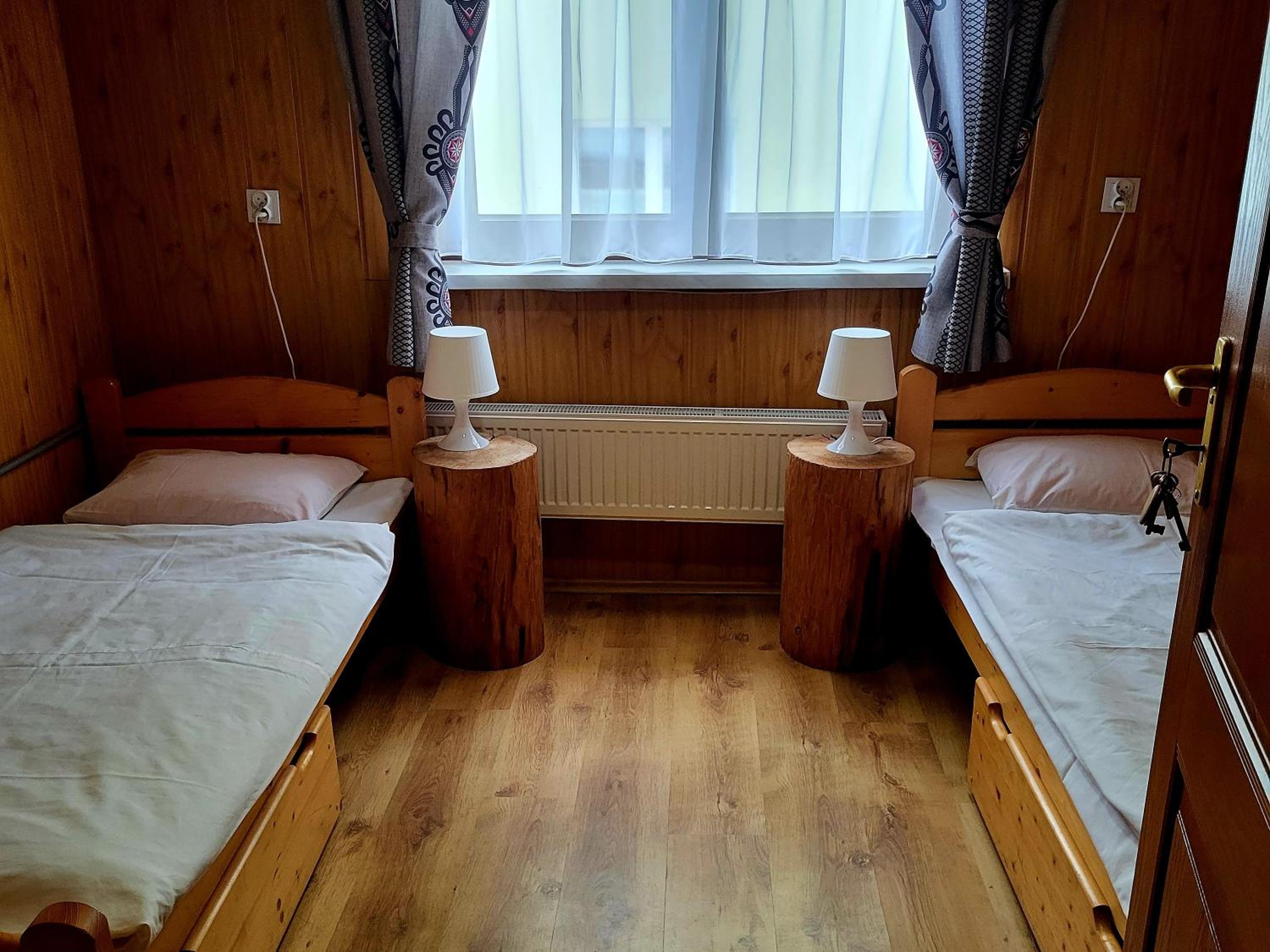 Small Twin Room photo 1