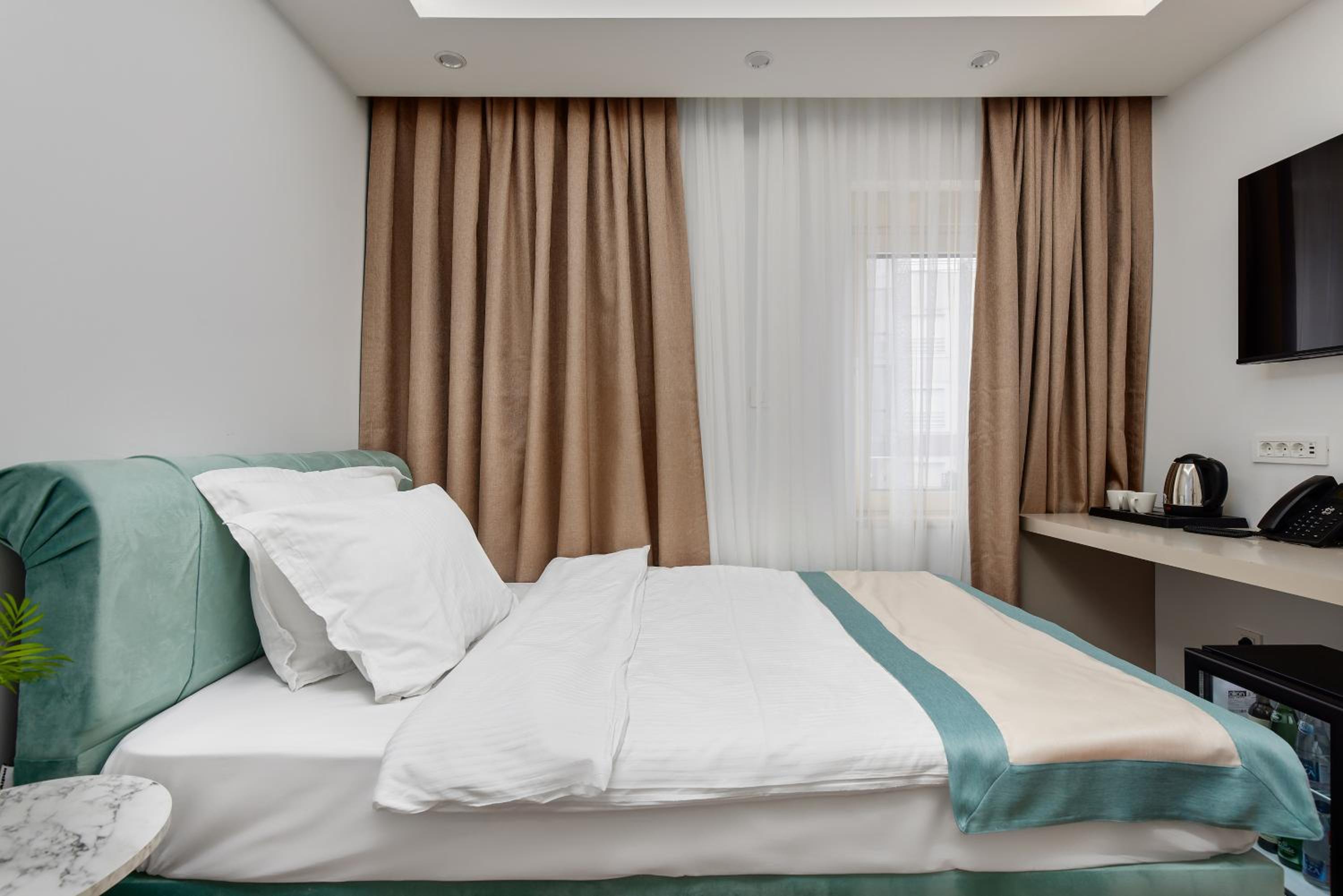Standard Triple Room - Photo 6