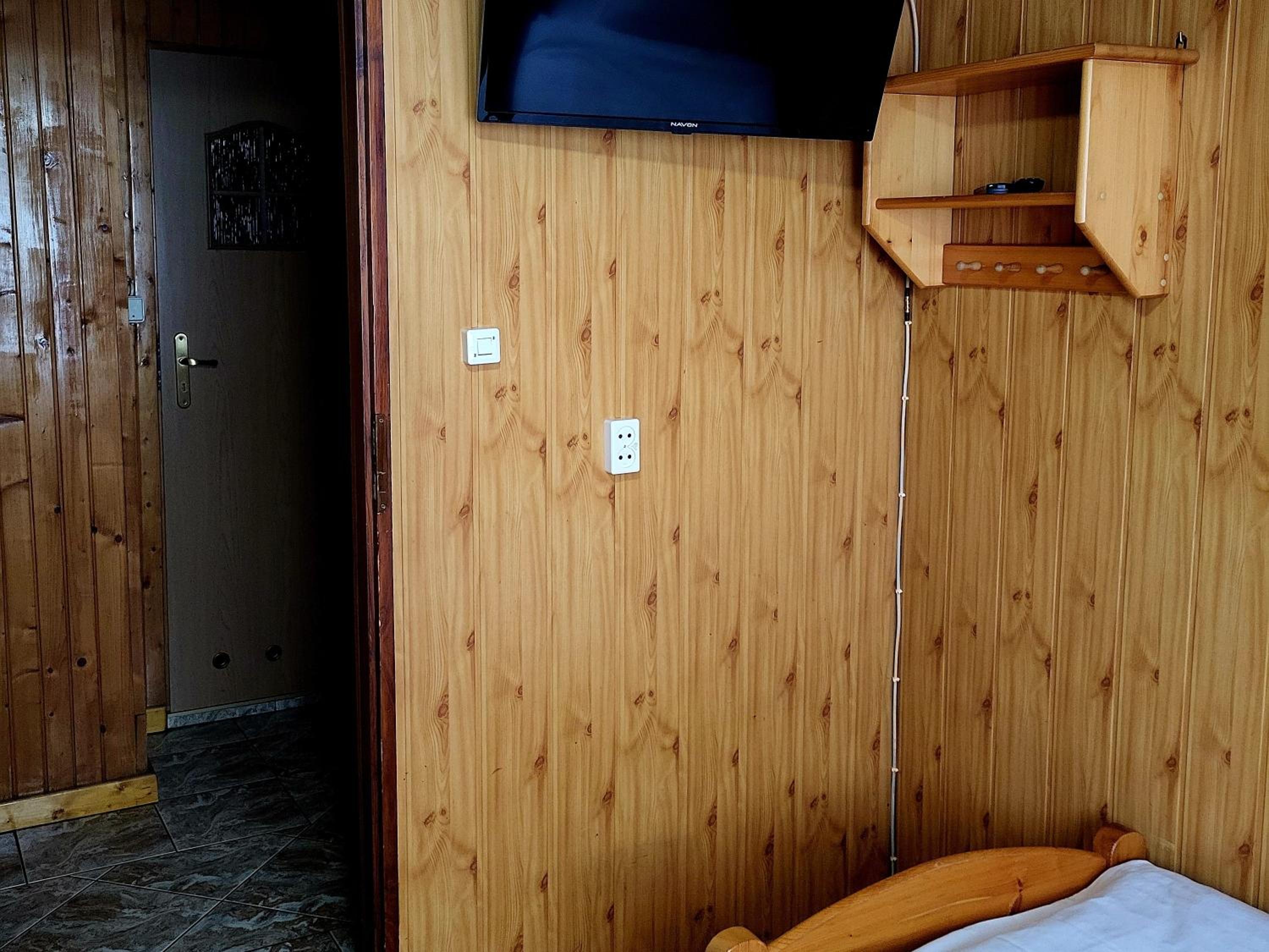 Small Twin Room photo 2