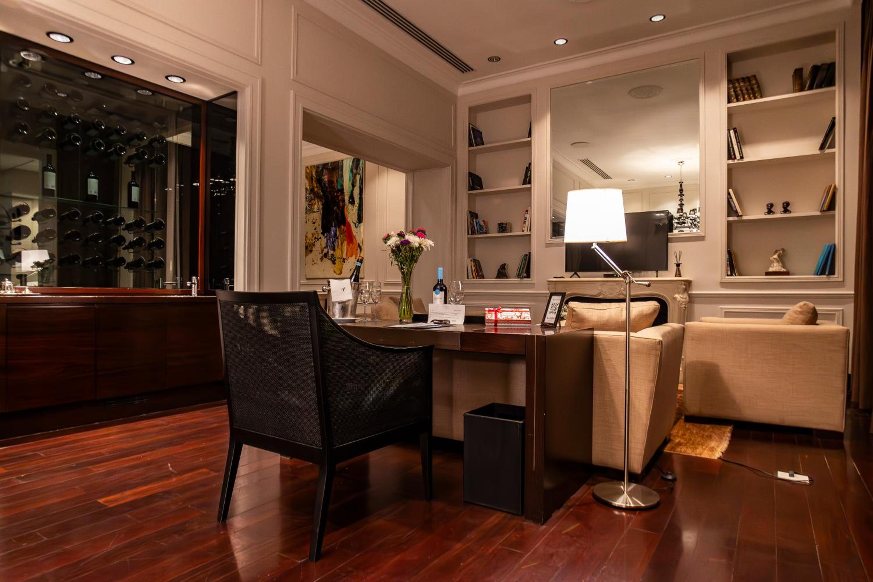 Presidential Suite photo 3