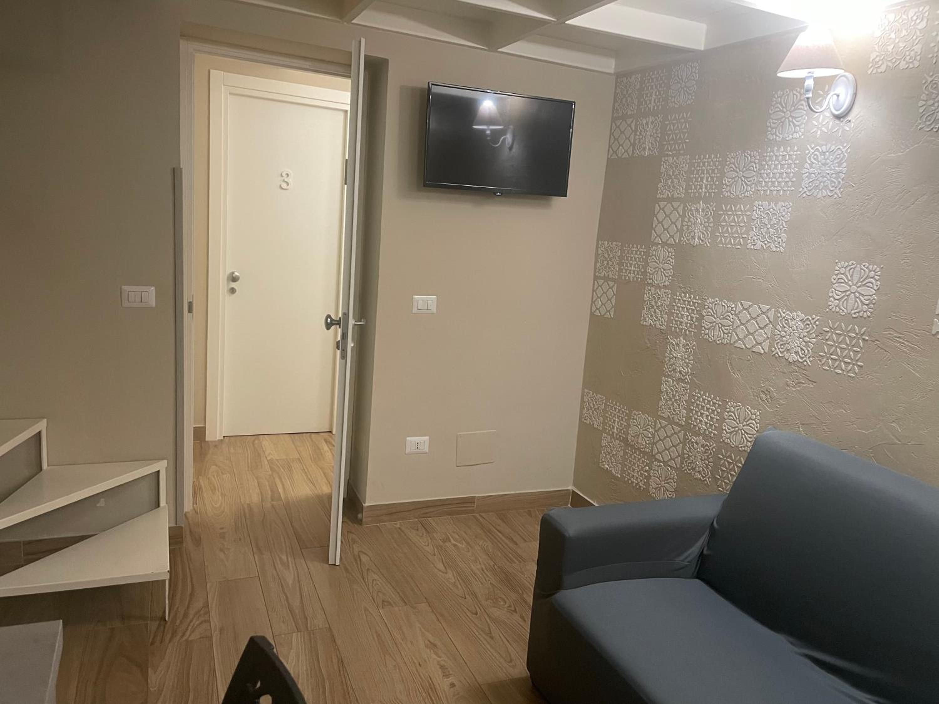 Apartment - Split Level