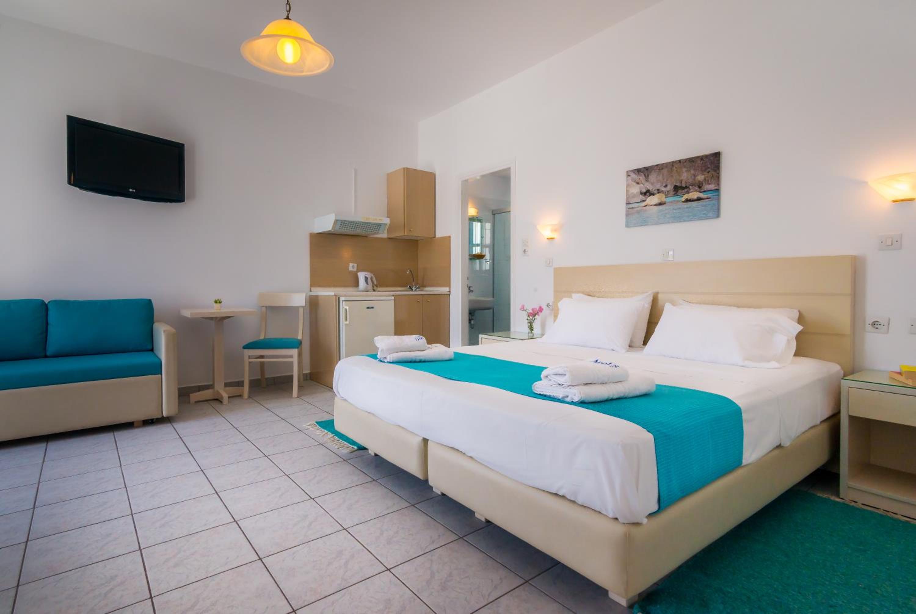 Deluxe Triple Room