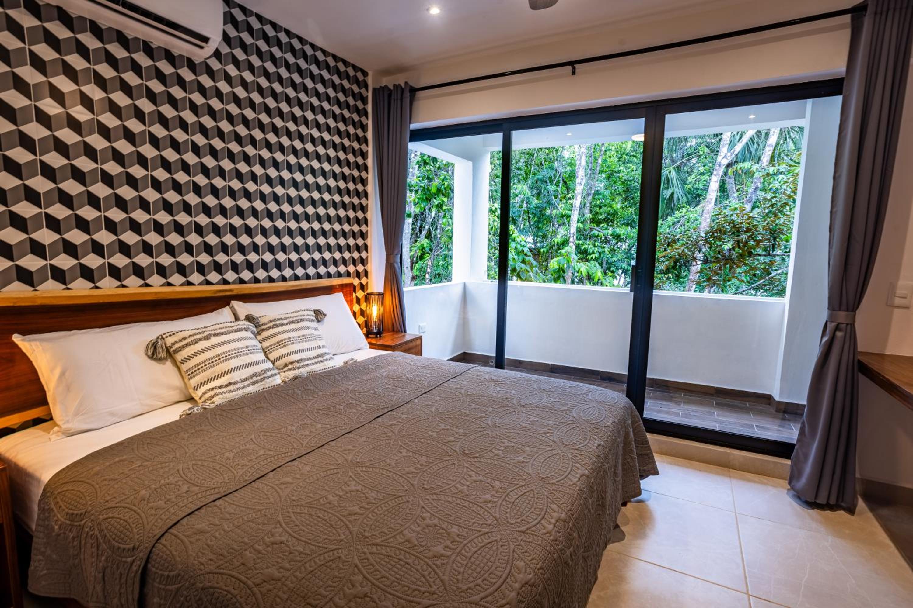 Superior Villa photo 2