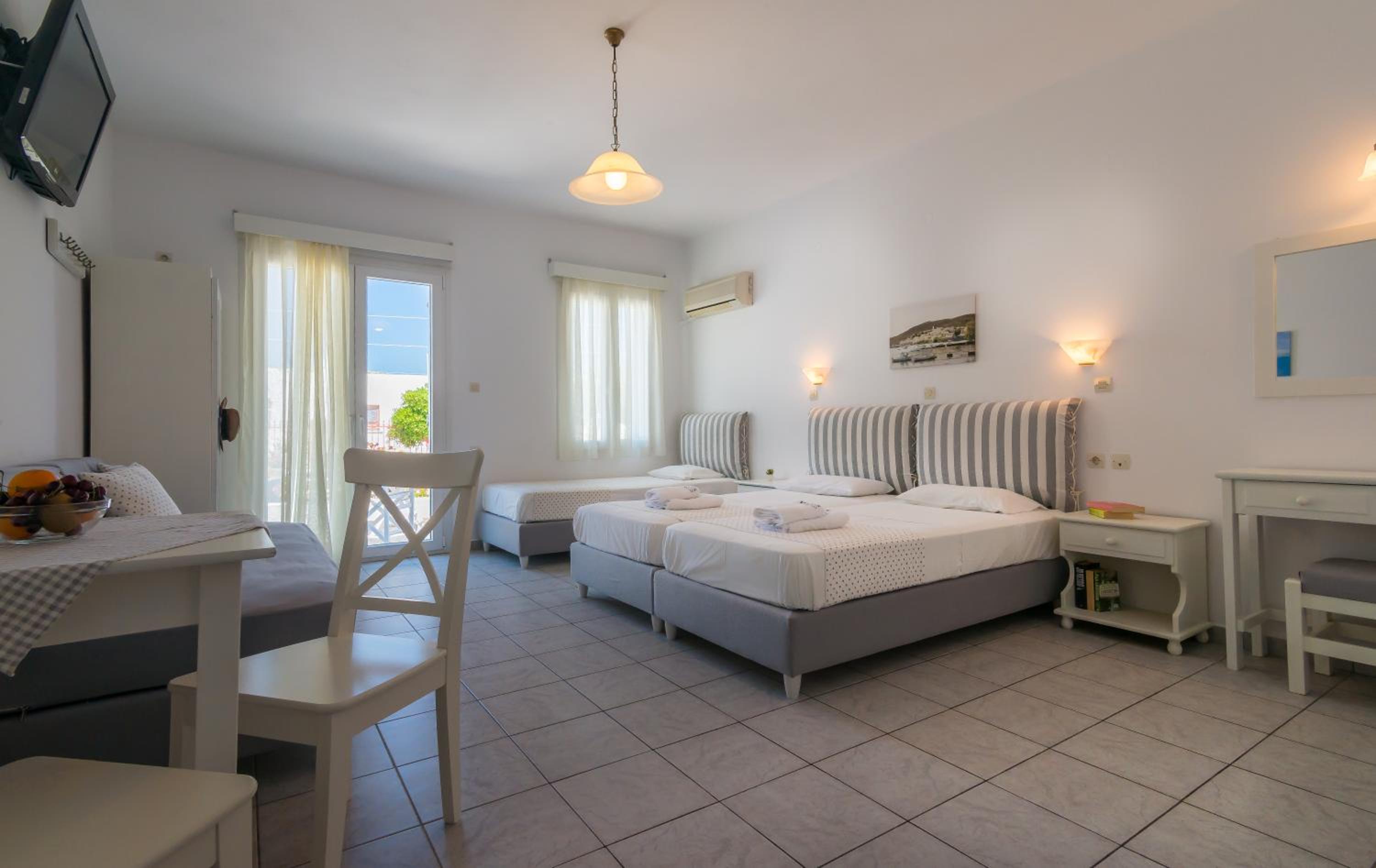 Deluxe Quadruple Room