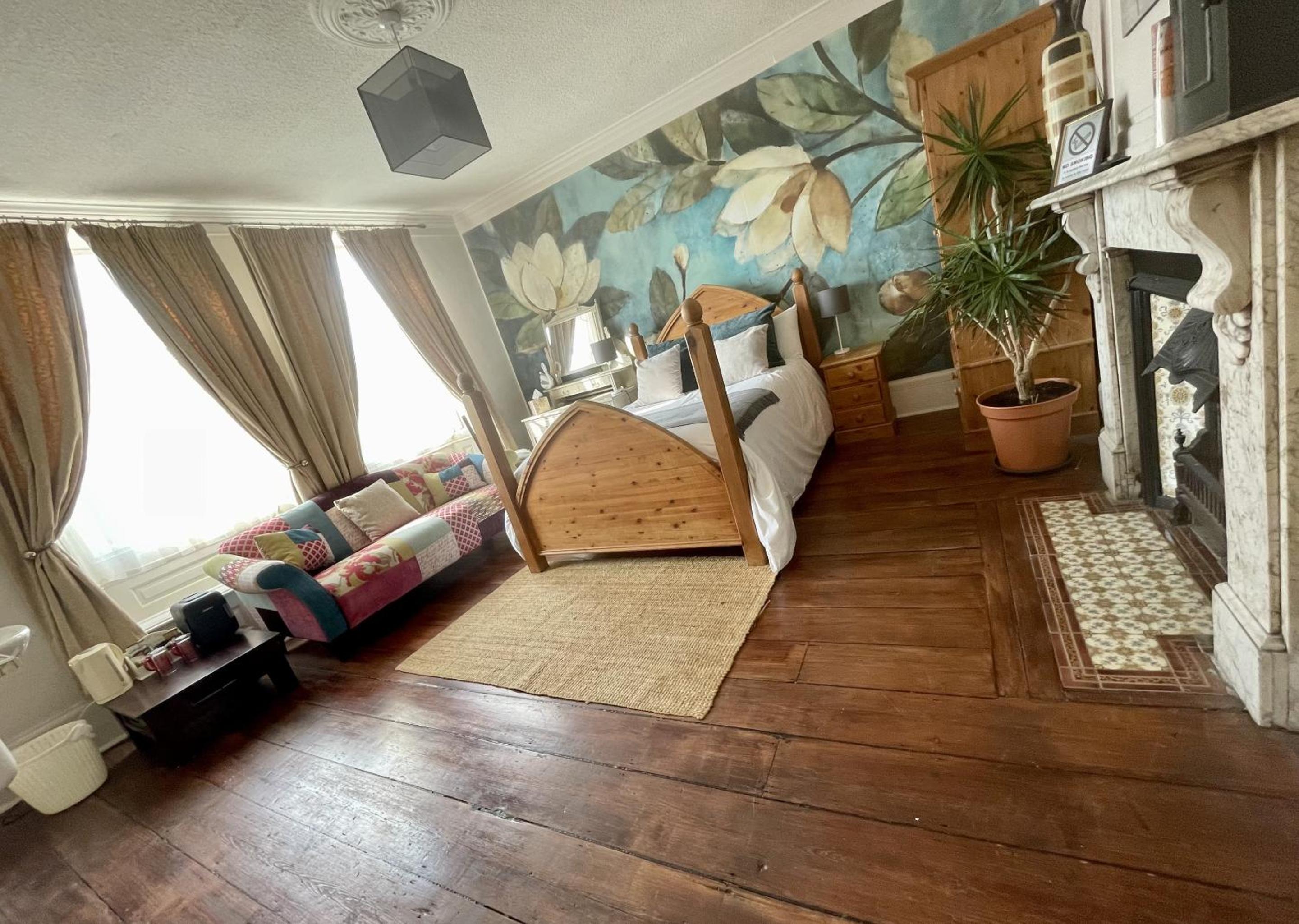 Deluxe Double Room photo 2