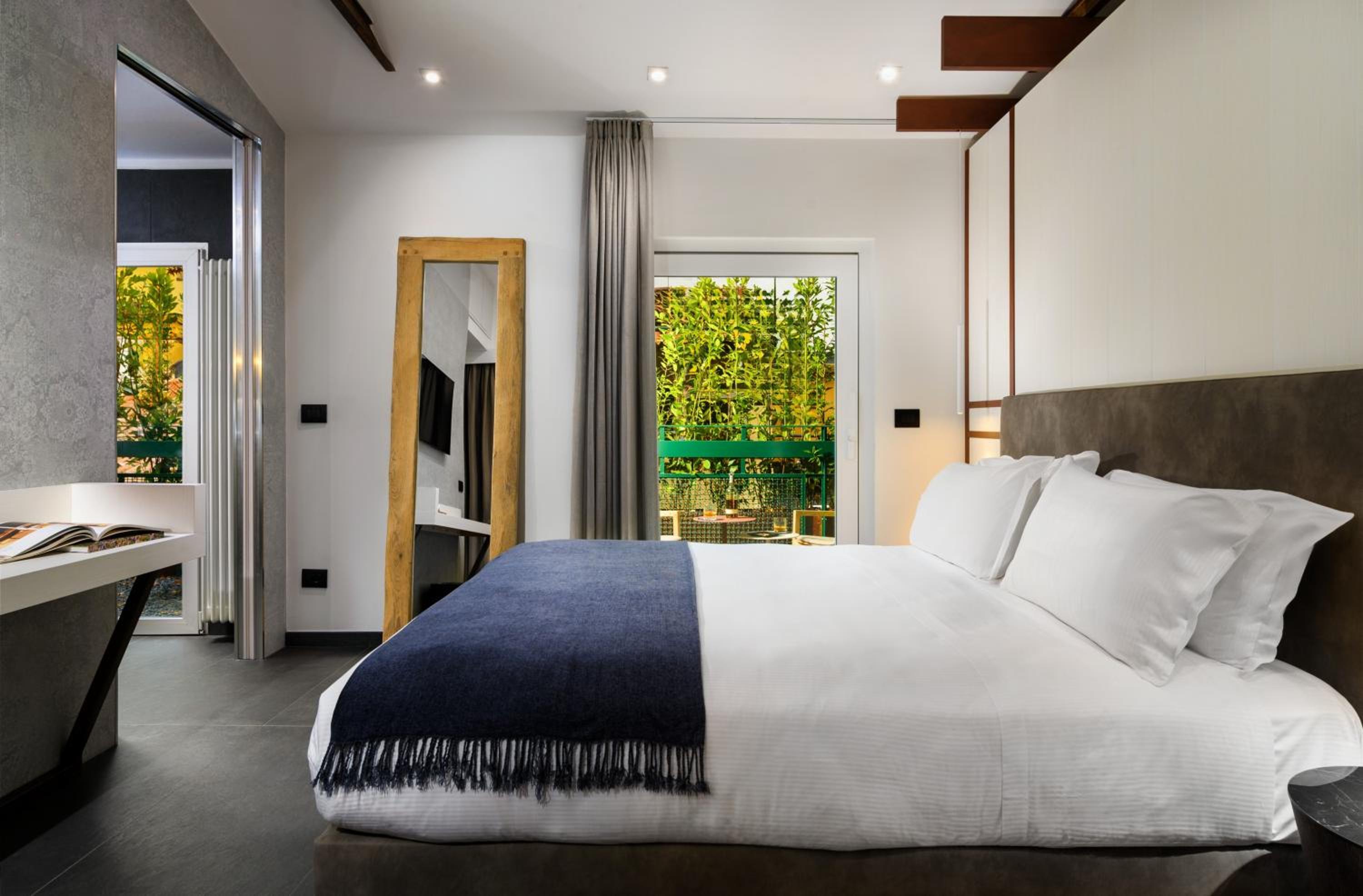 Relax in our modern and cozy hotel room!