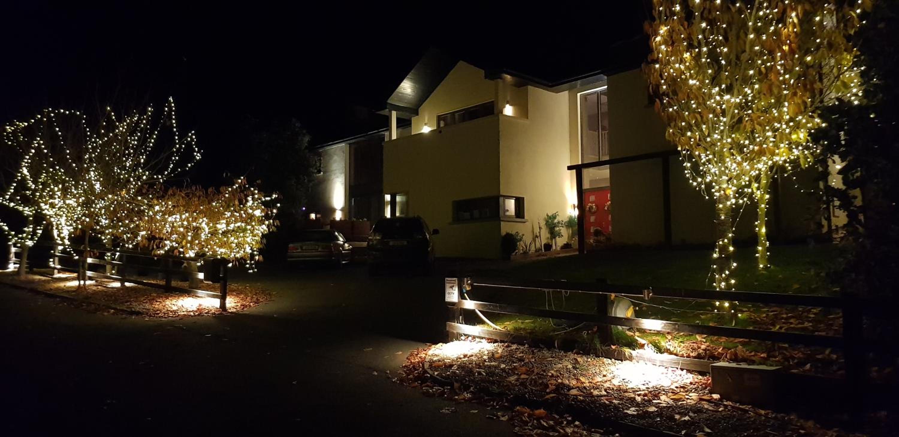 Villa photo 3