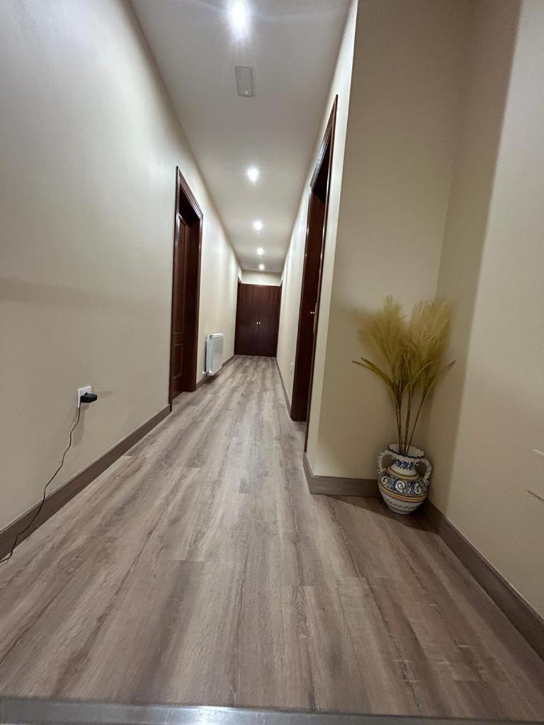 Double Room with Sea View - Photo 4