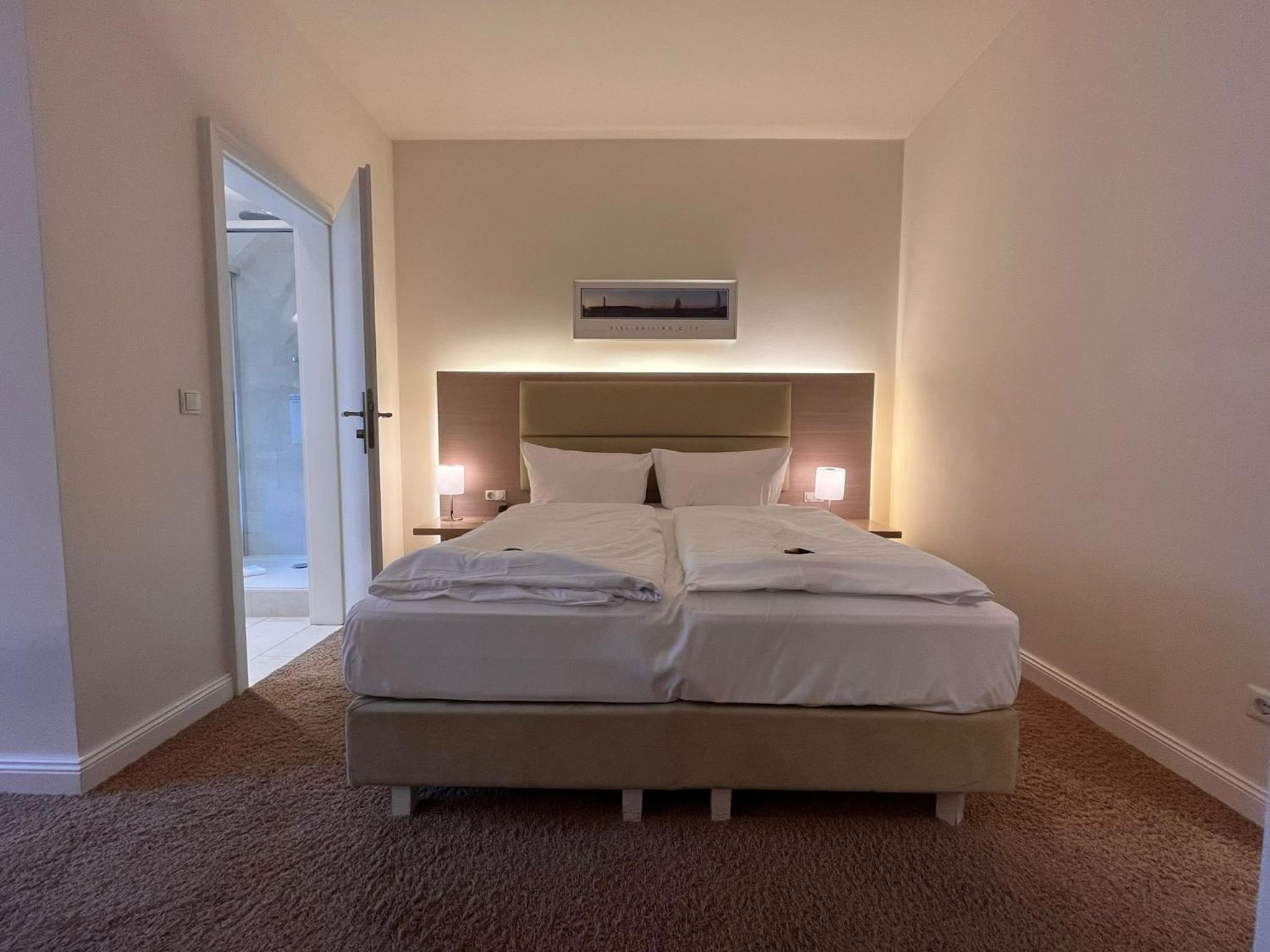 Standard Double Room photo 2