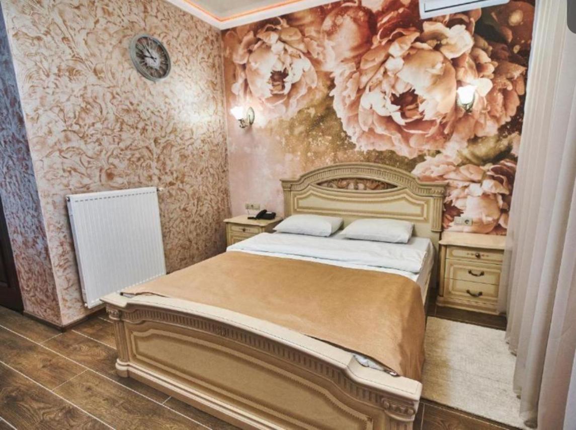 Superior King Suite