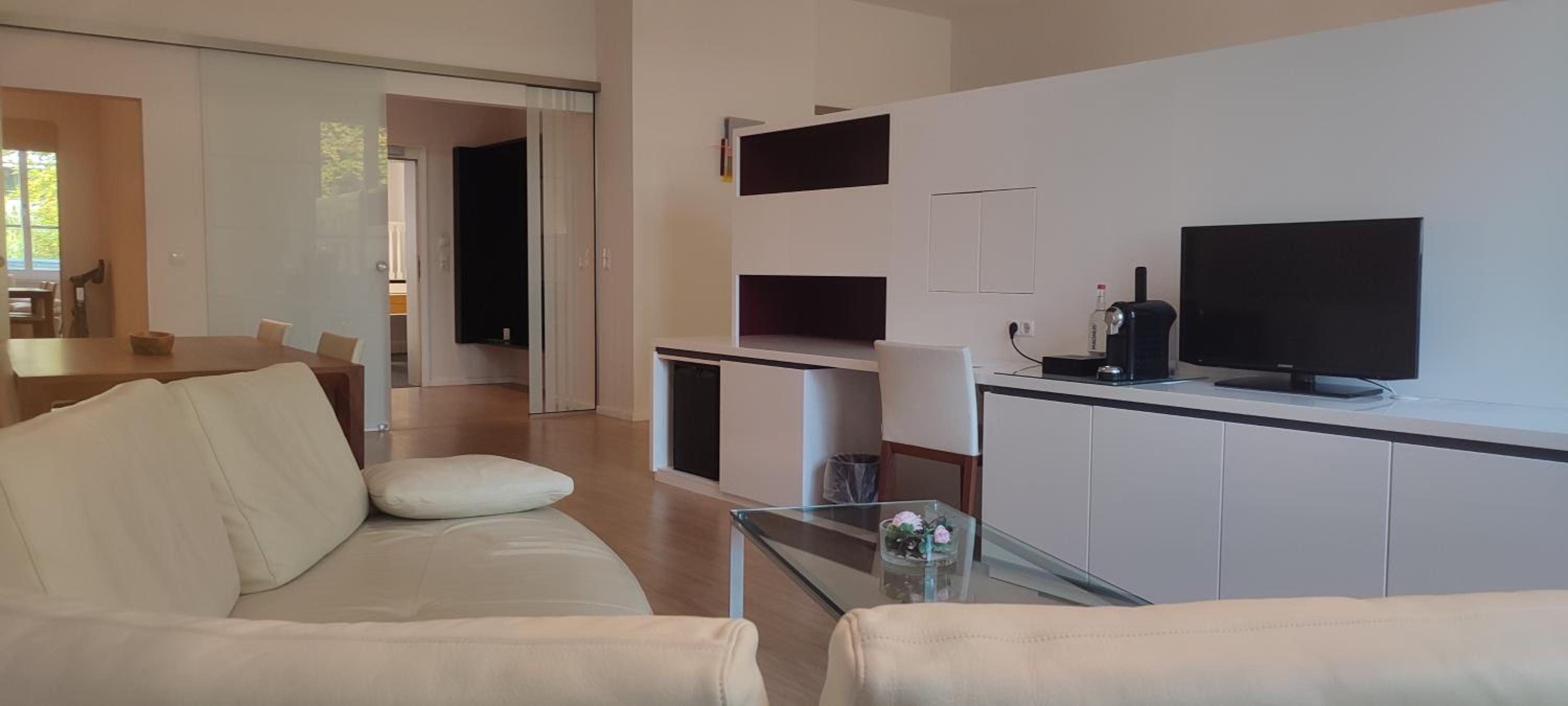 Double Room with Balcony and Sea View photo 3