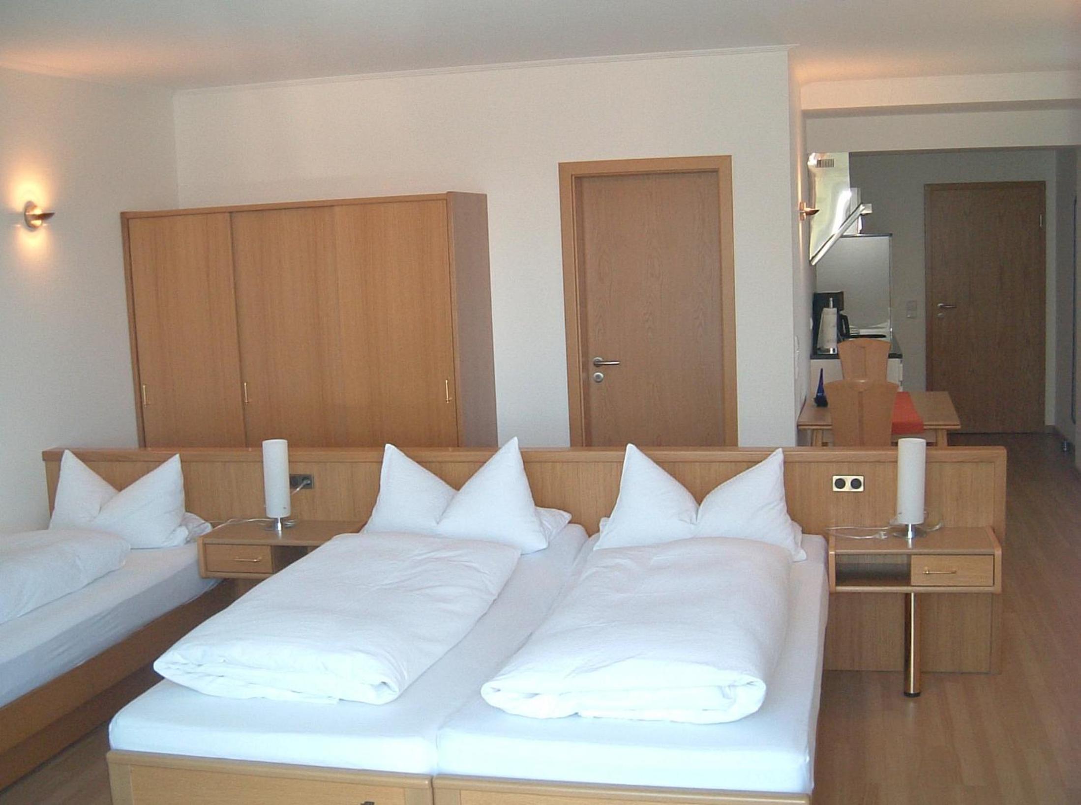 Comfort Triple Room
