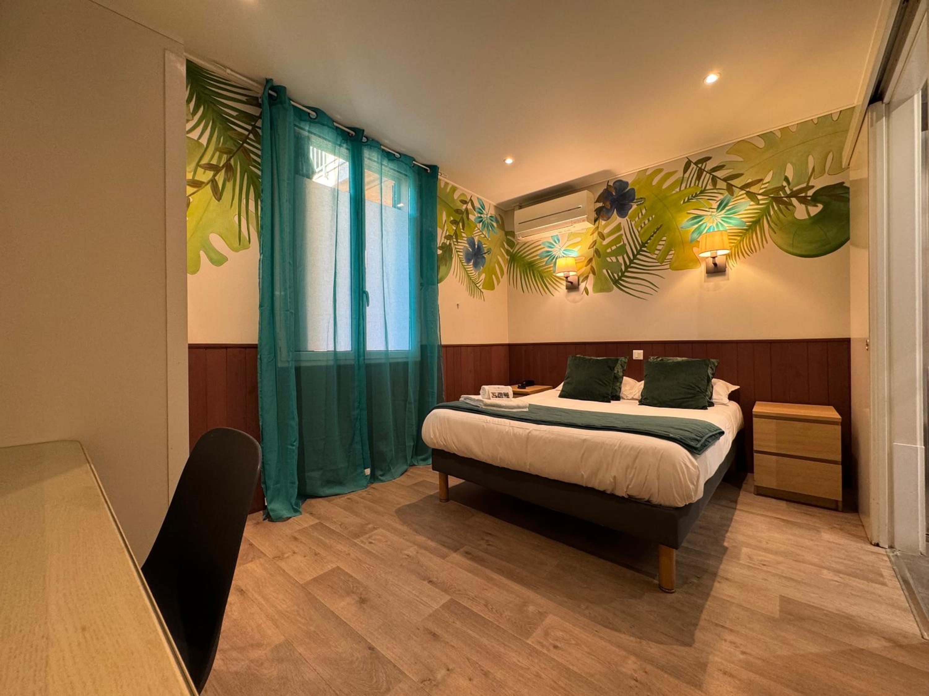 Classic Double Room - Photo 7