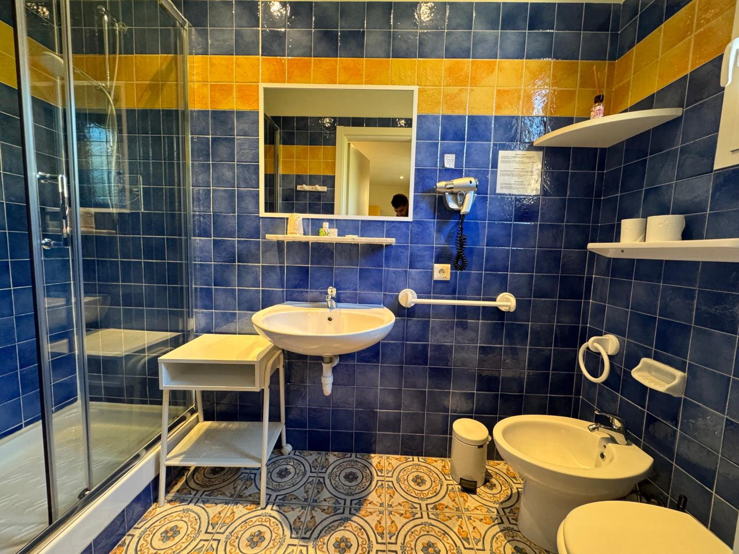 Classic Double Room - Photo 4