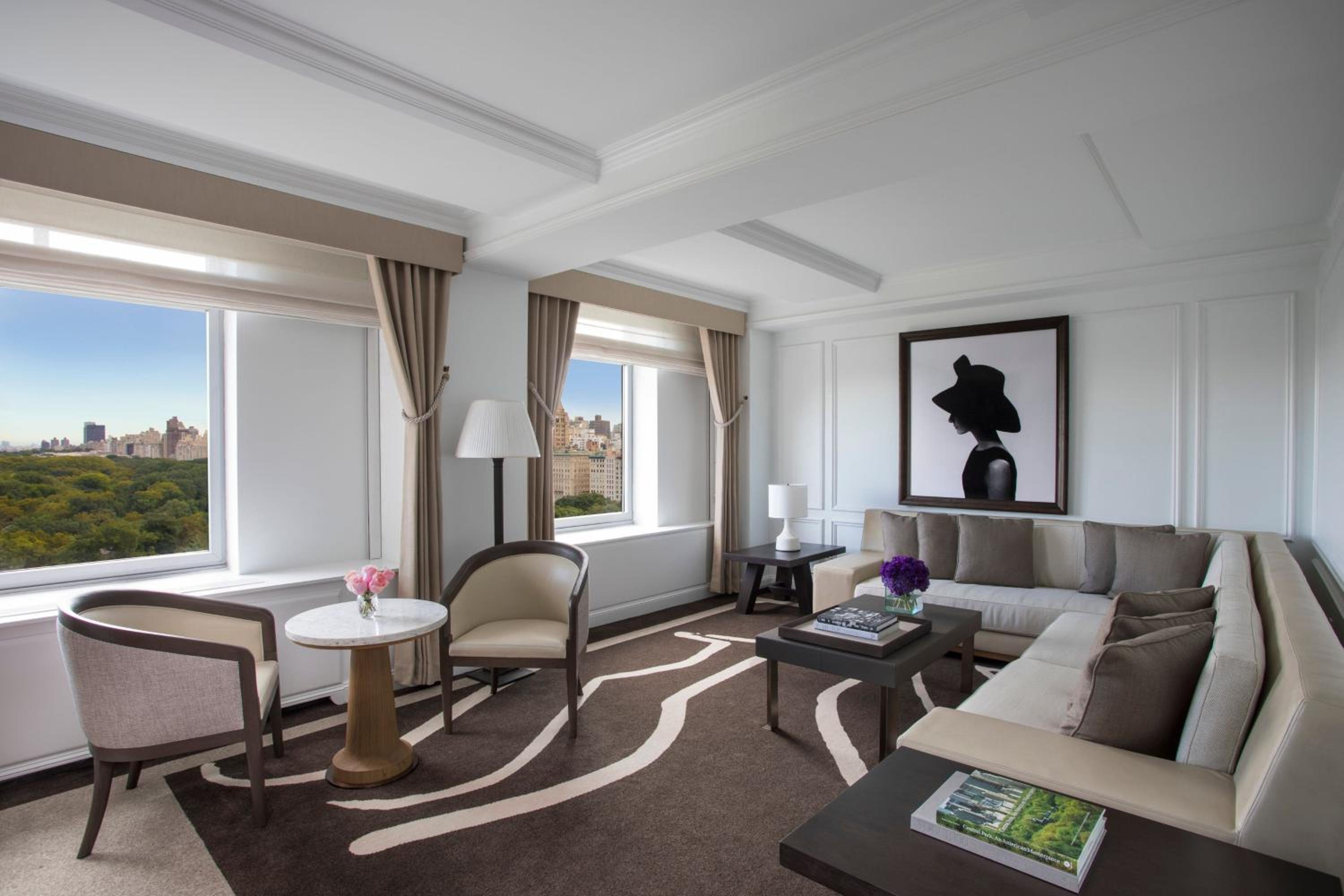 Grand Park View Suite thumbnail 5