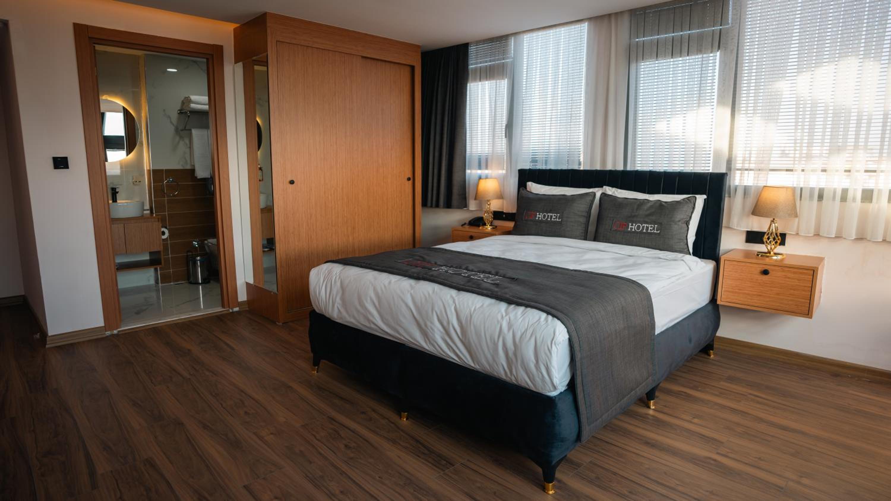 Deluxe Double Room With Sea View photo 3