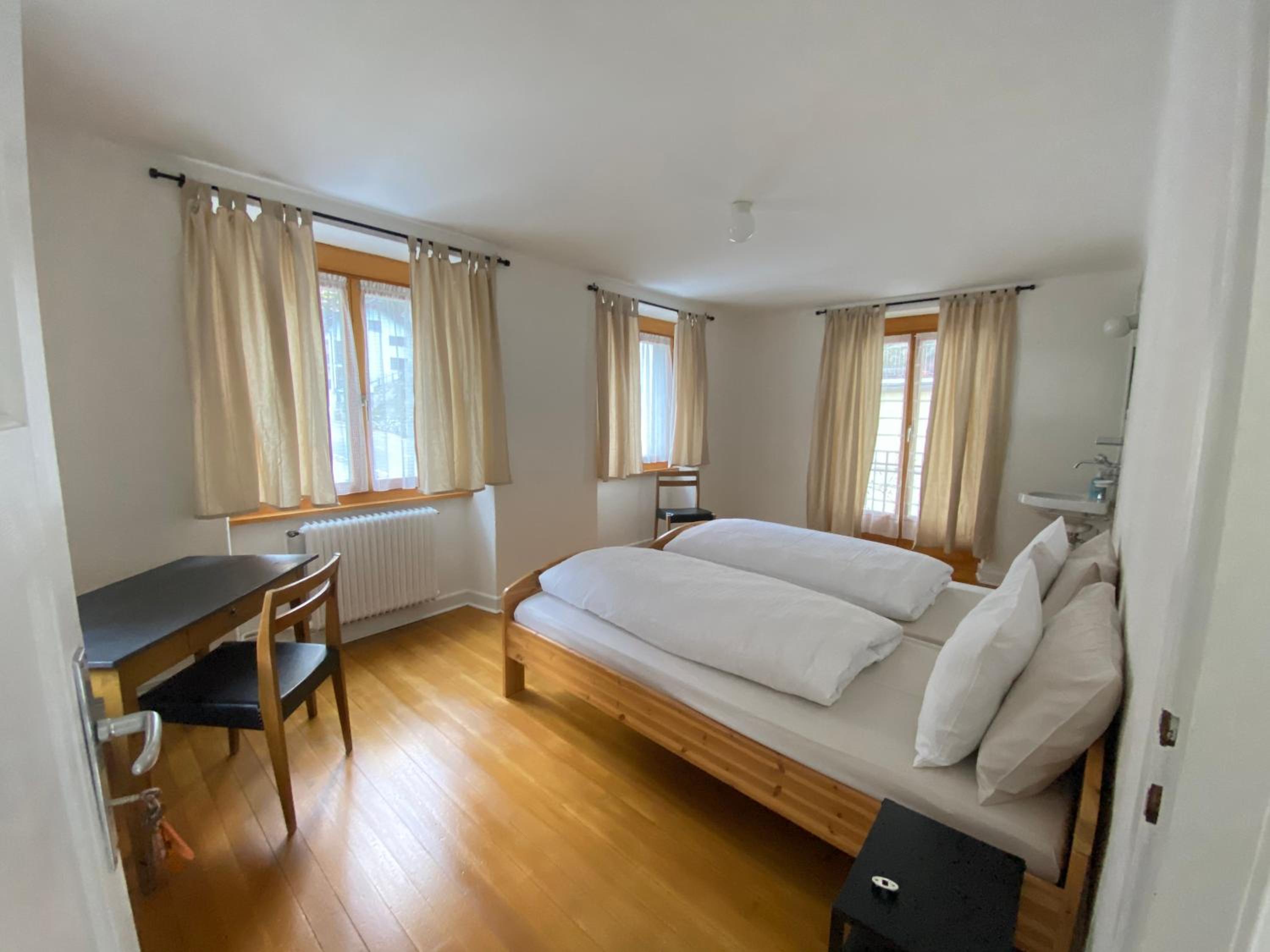Double Room with Mountain View - Photo 1