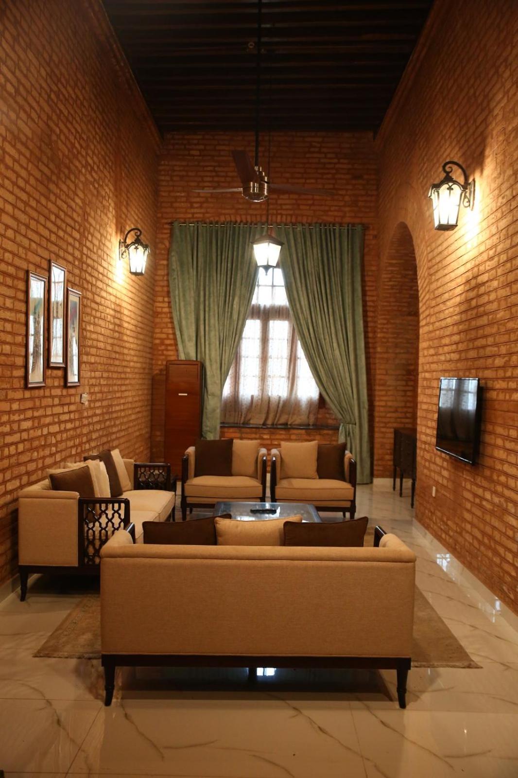 Superior King Room photo 2