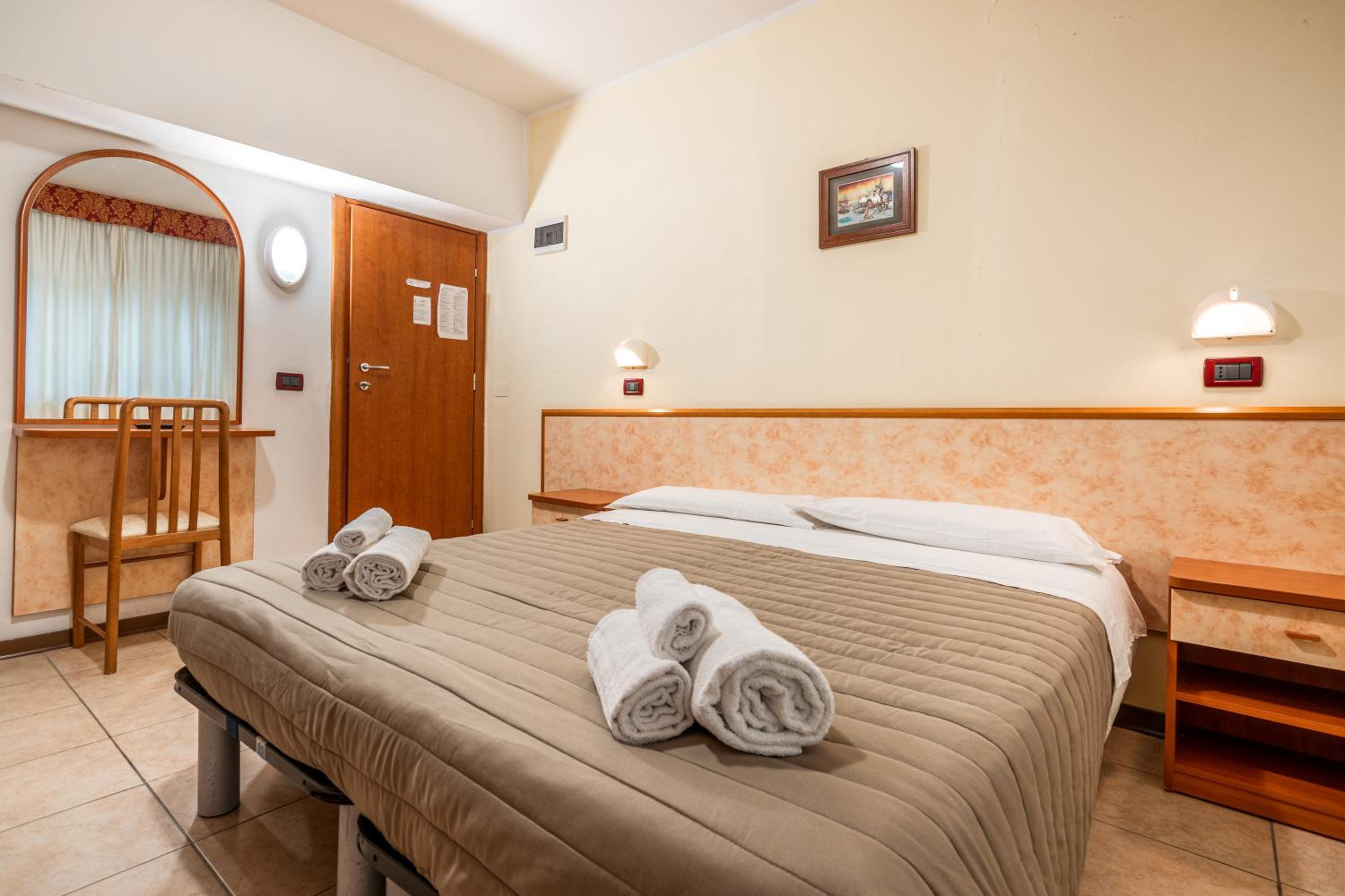 Triple Room photo 2
