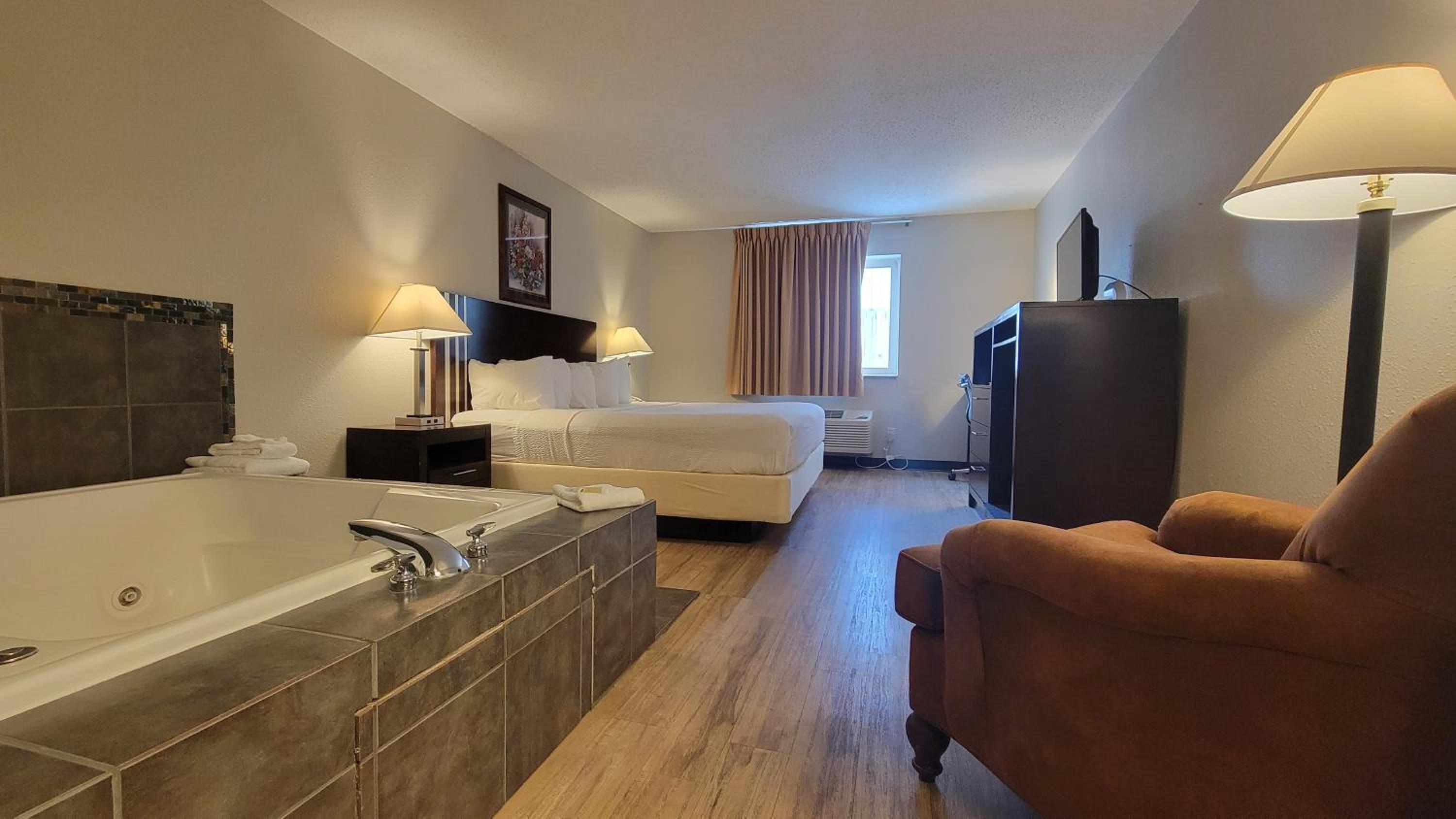 King Studio Suite - Non-Smoking photo 1