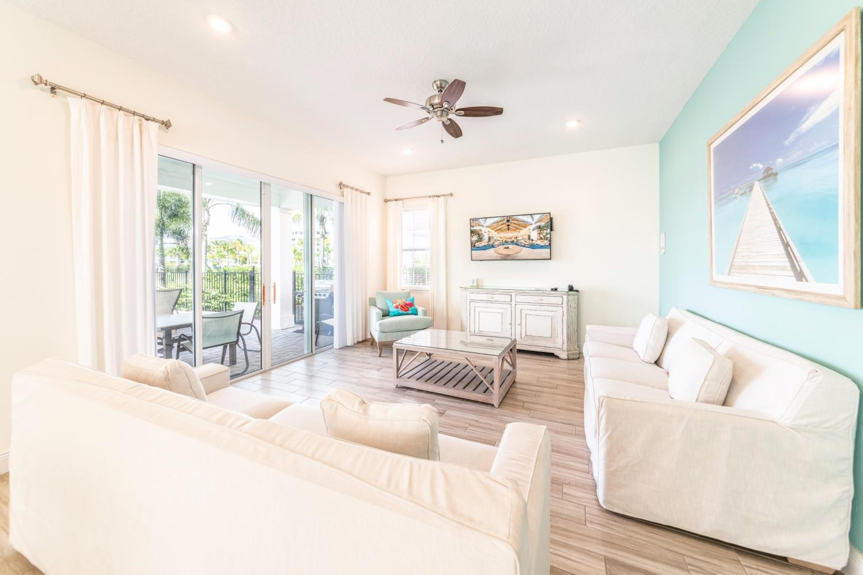 Eight Bedroom Elite Cottage