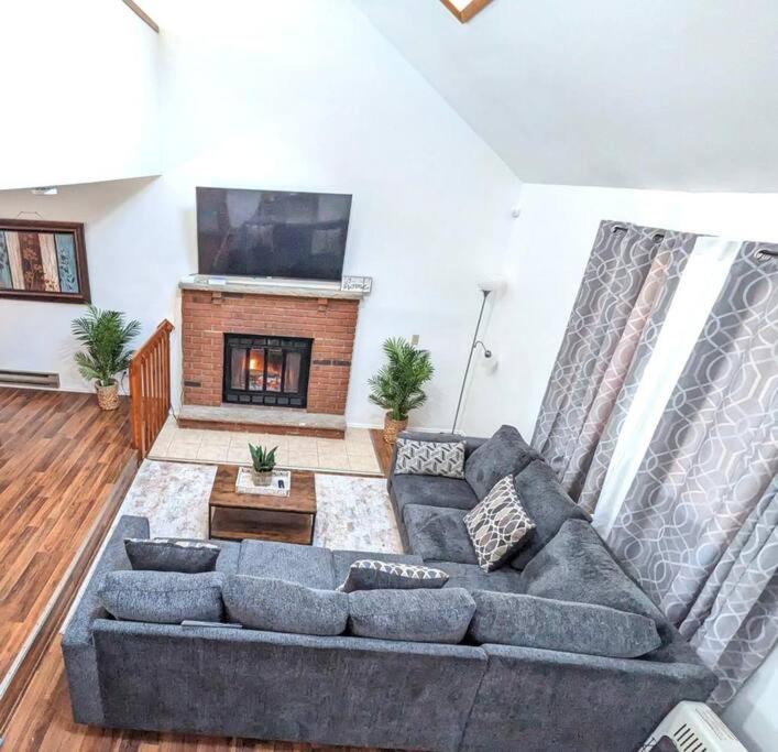 Three-Bedroom Chalet photo 1