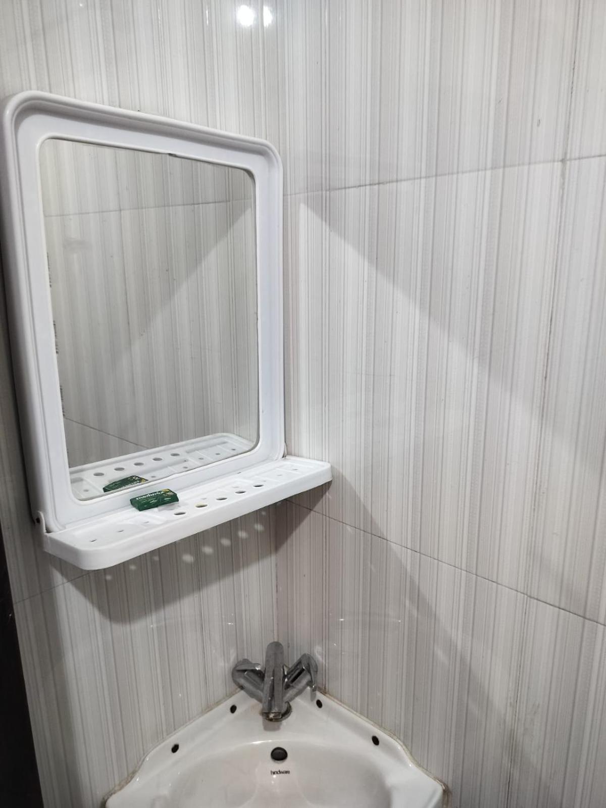 Deluxe Double Room (2 Adults + 1 Child) photo 2