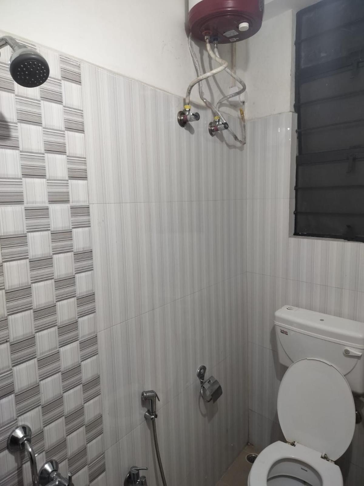 Deluxe Double Room (2 Adults + 1 Child) photo 3