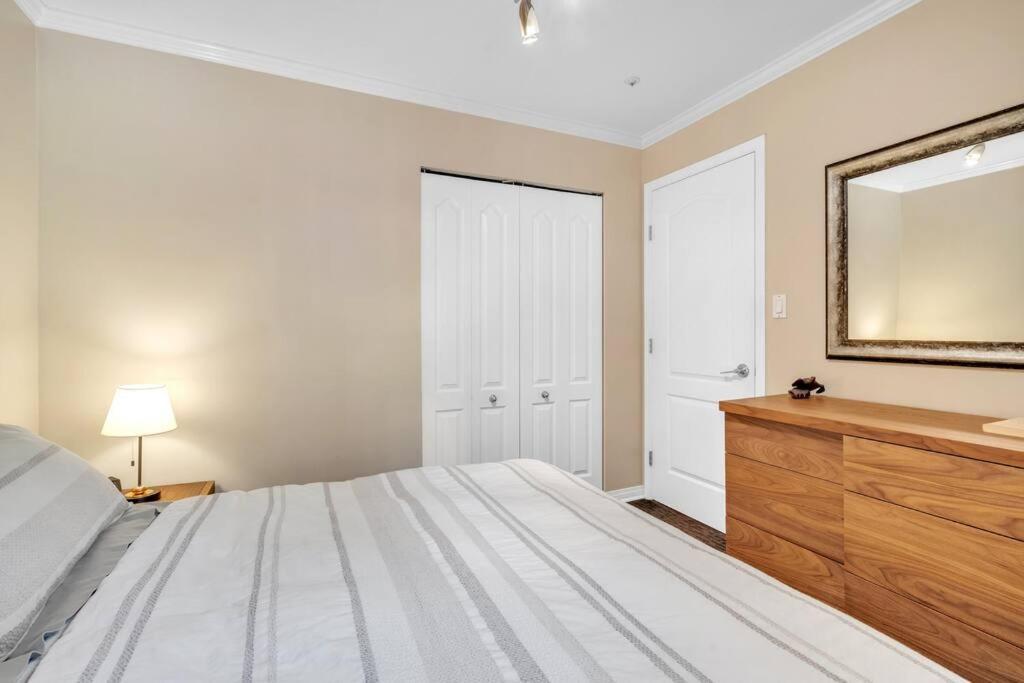 Four-Bedroom House photo 1