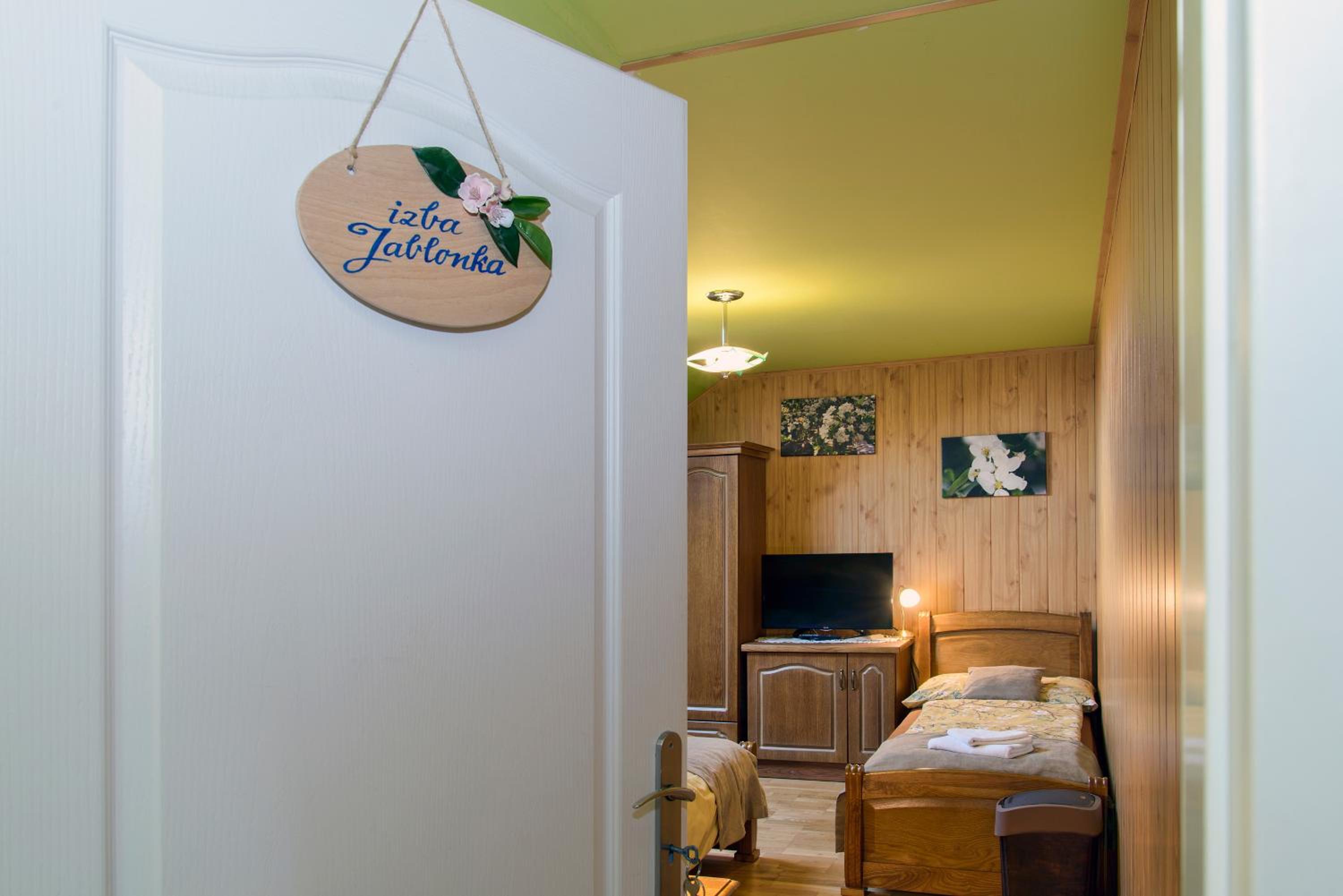 Double Room with Extra Bed photo 1