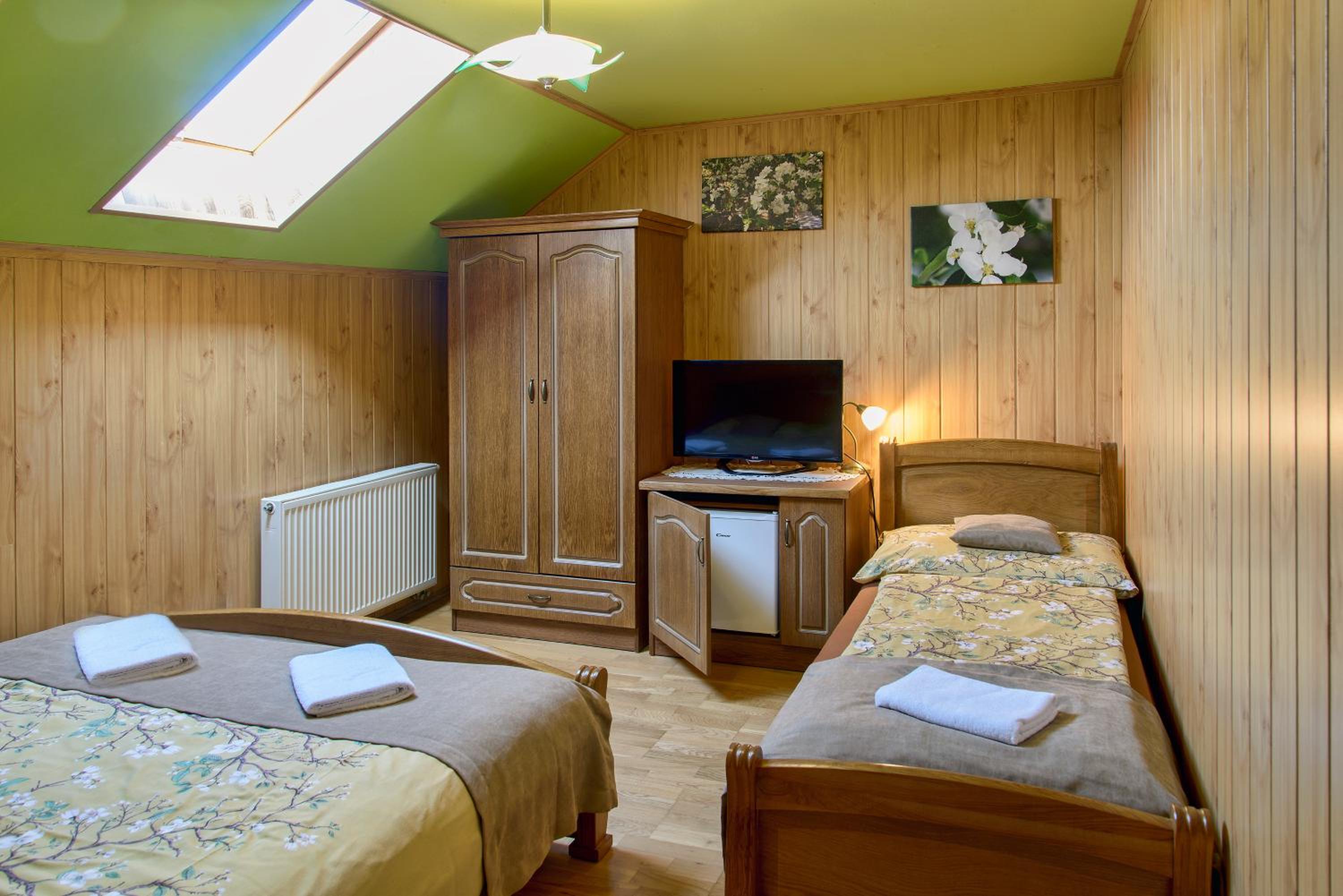 Double Room with Extra Bed photo 3