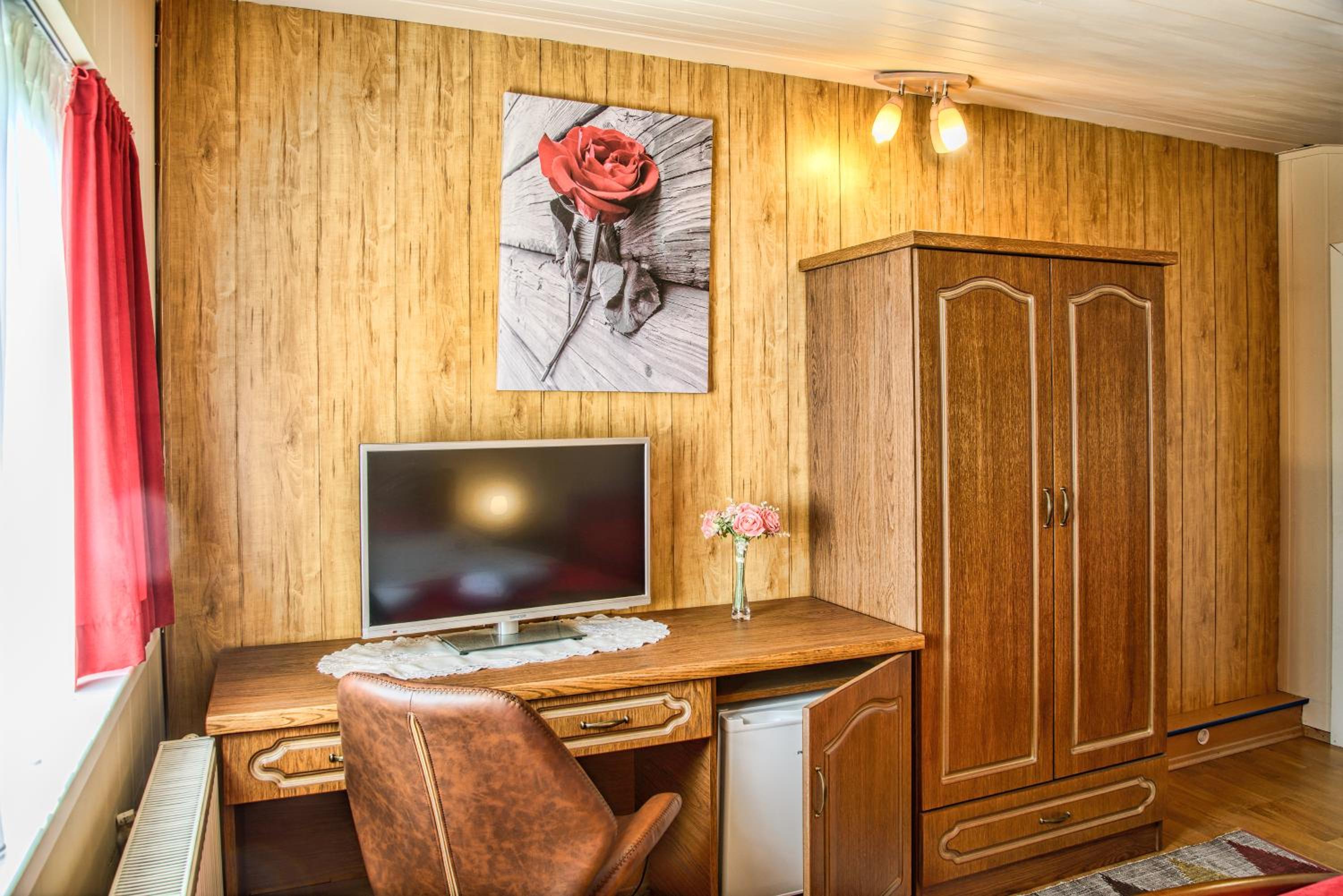 Triple Room with Private External Bathroom