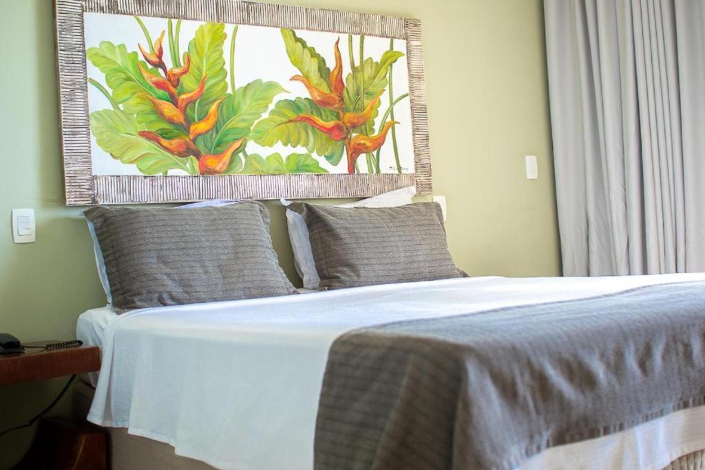 Double or Twin Room with Side Sea View photo 1