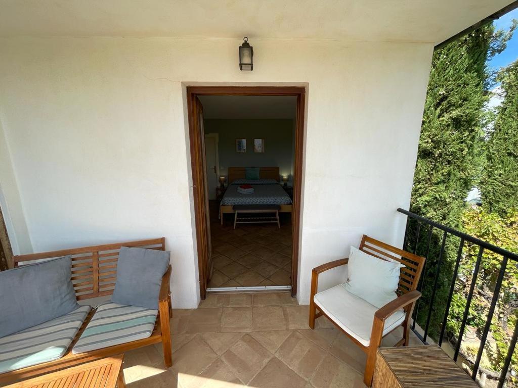 Deluxe Double Room with Private Terrace and Mountain View - Photo 7